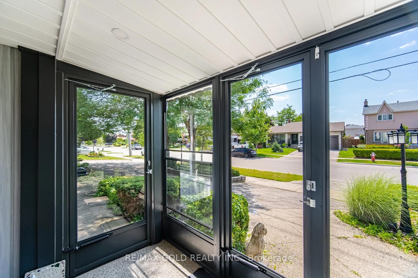 2395 Stillmeadow Road, Mississauga, ON L5B 2A8 photo 5