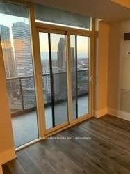 330 Burnhamthorpe Road W 2703, Mississauga, ON L5B 0E1