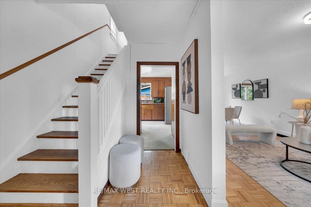 73 Seventeenth Street, Toronto, ON M8V 3K5 photo 3
