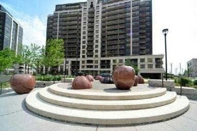 1070 Sheppard Avenue W 705, Toronto, ON M3J 0G8 photo 3