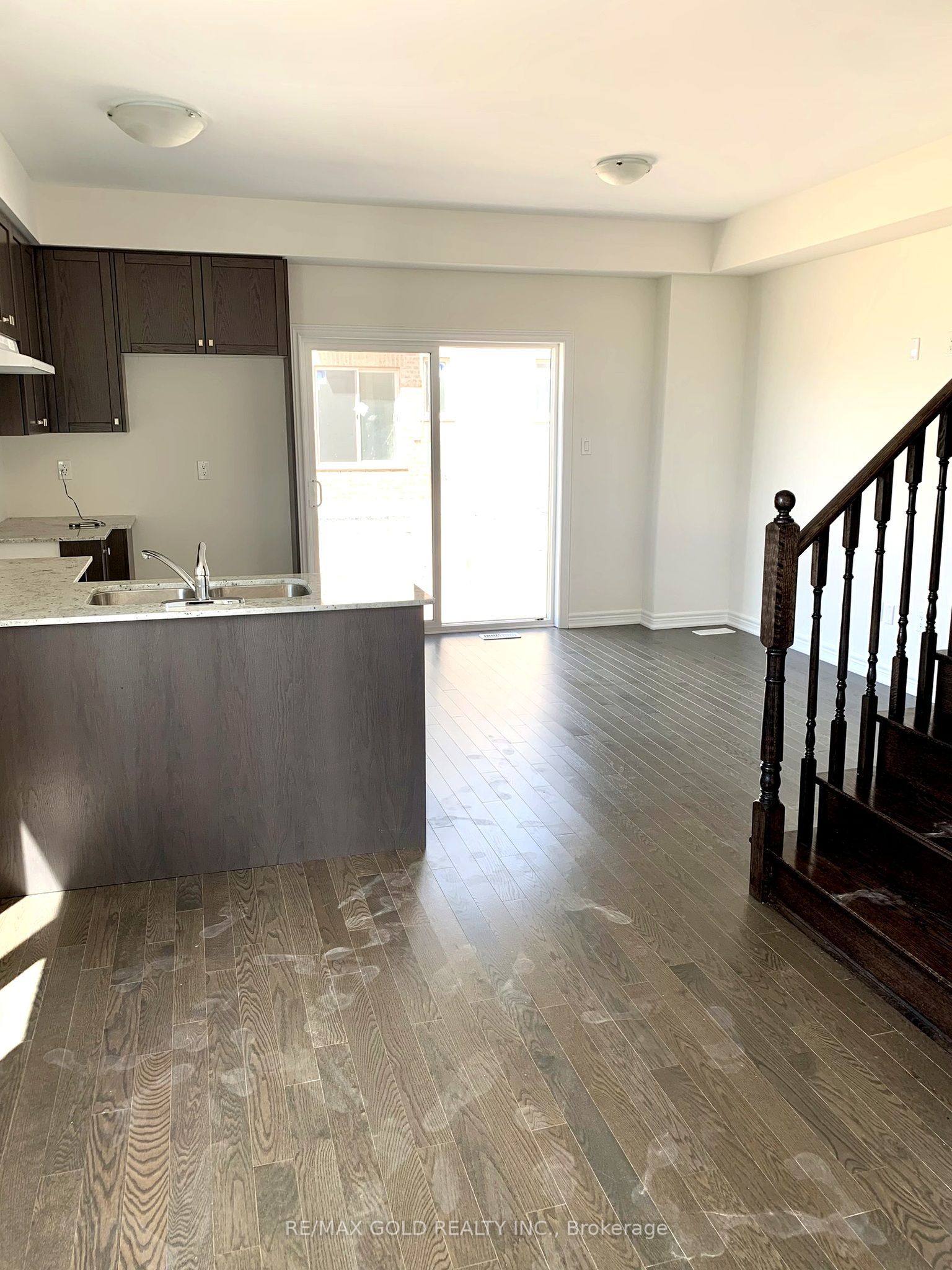 3953 Lodi Road, Burlington, ON L7M 0Z6 photo 3