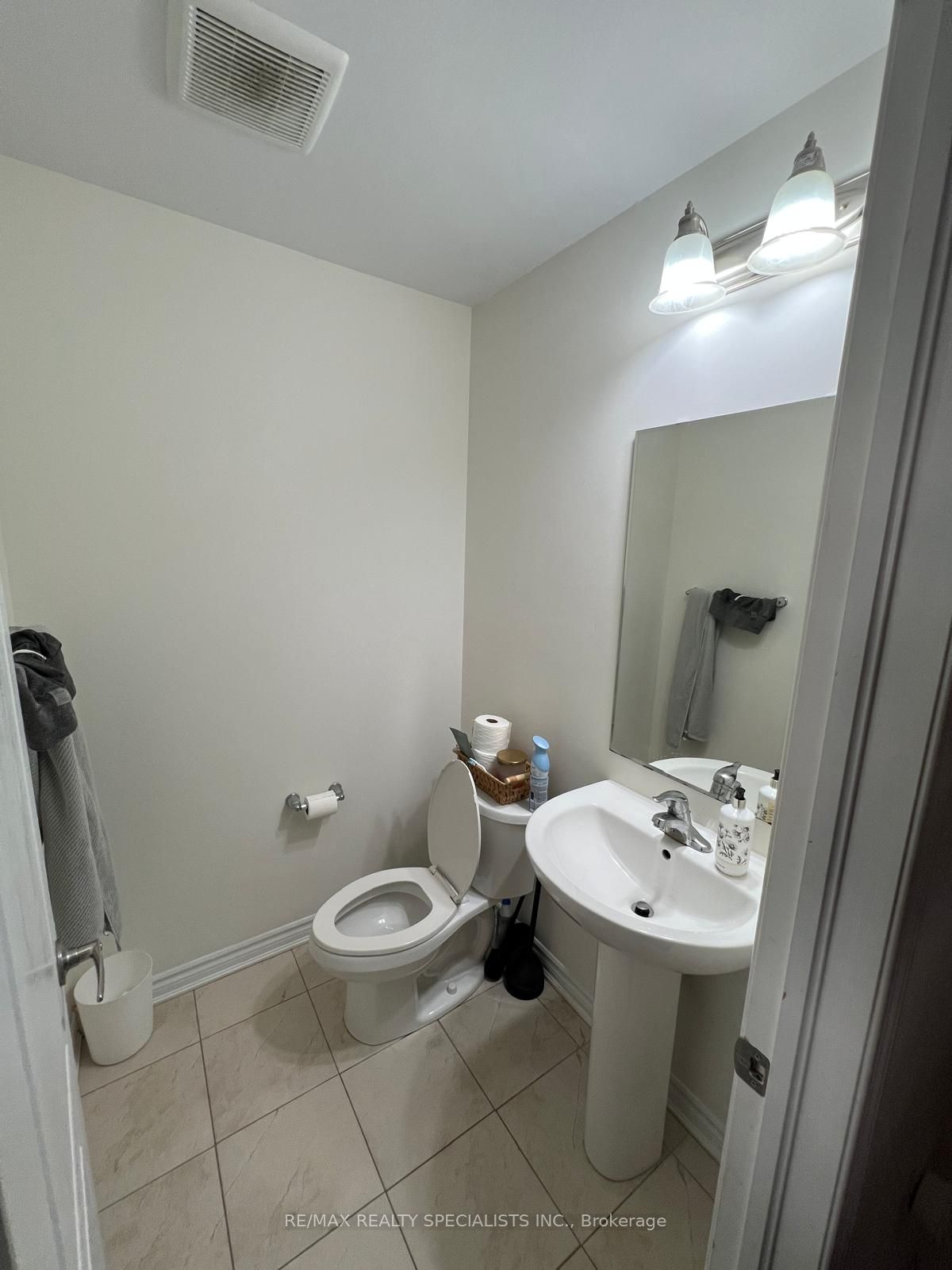 285 Casson Point, Milton, ON L9E 0A1 photo 5