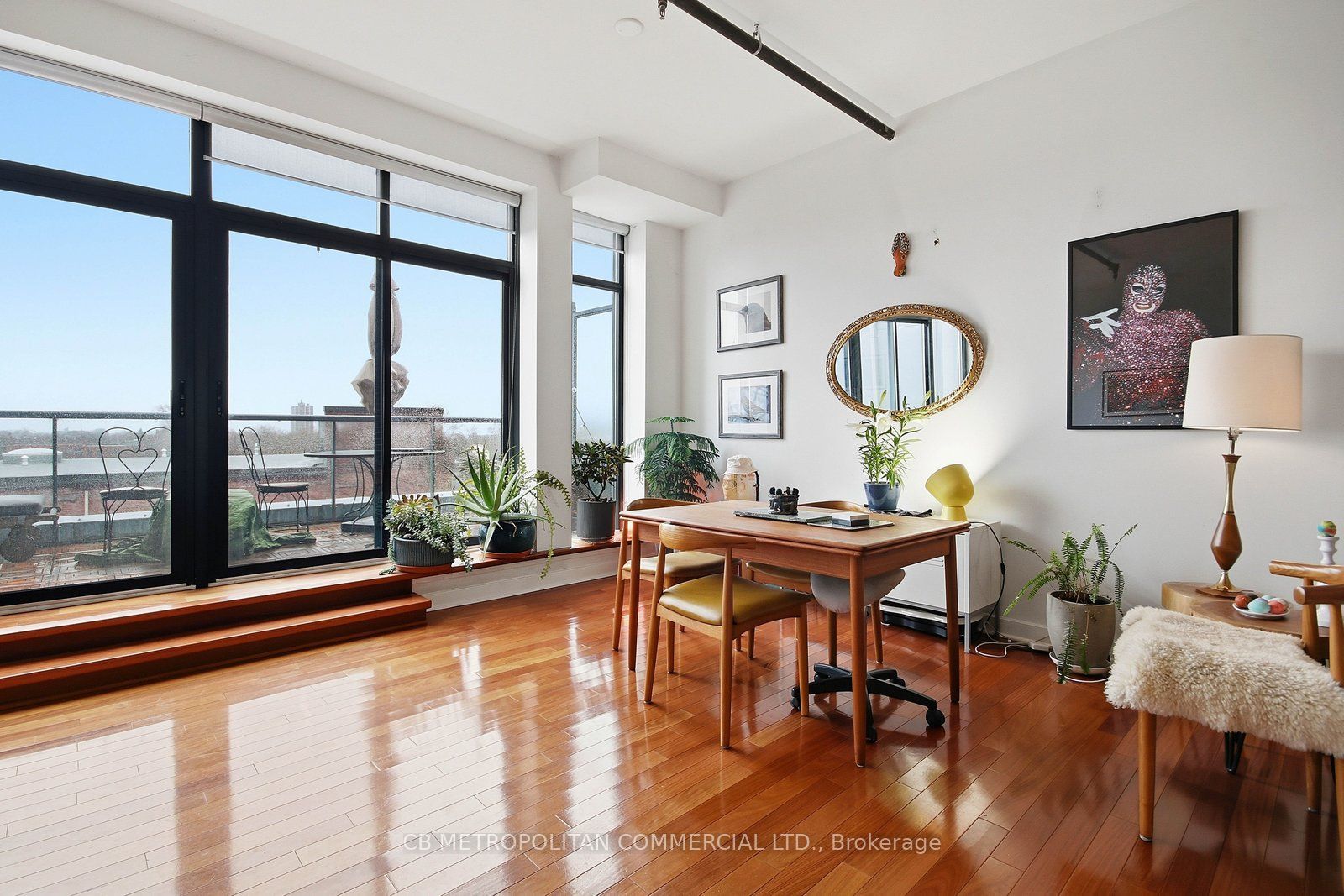 363 Sorauren Avenue 405, Toronto, ON M6R 3C2 photo 4