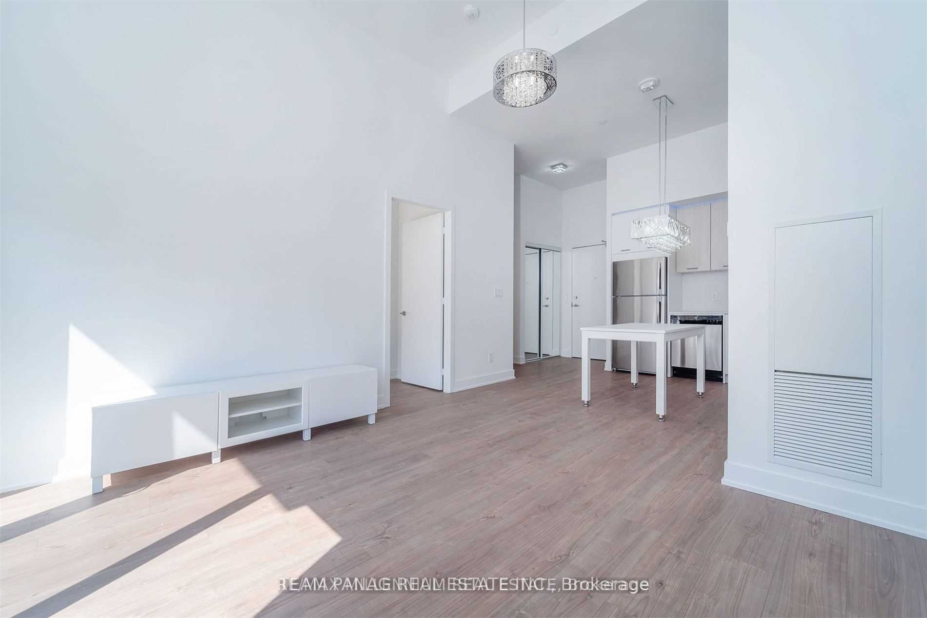 180 Veterans Drive 102, Brampton, ON L7A 0B6 photo 5