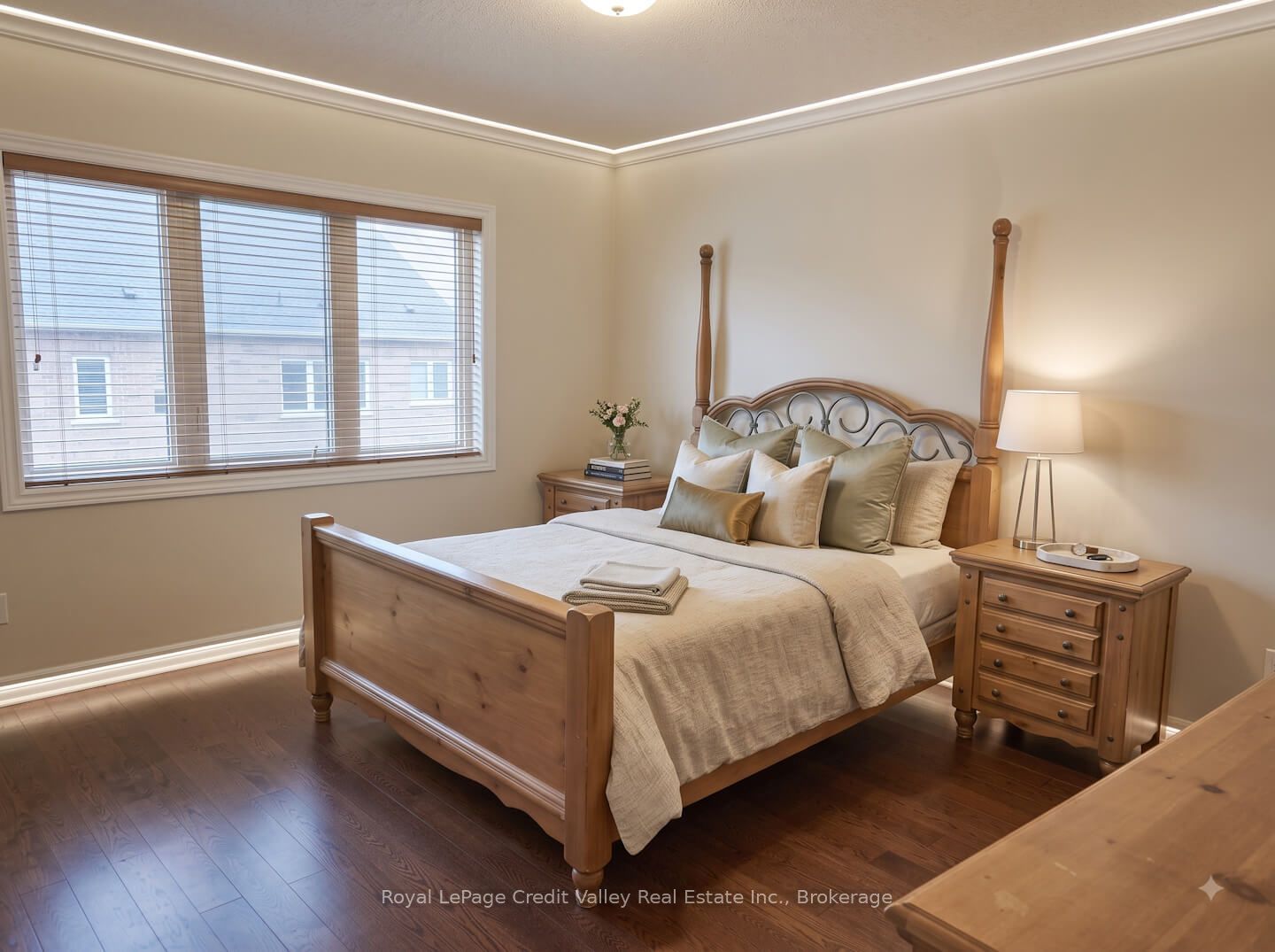 53 Hogan Manor Drive, Brampton, ON L7A 4V2 photo 5