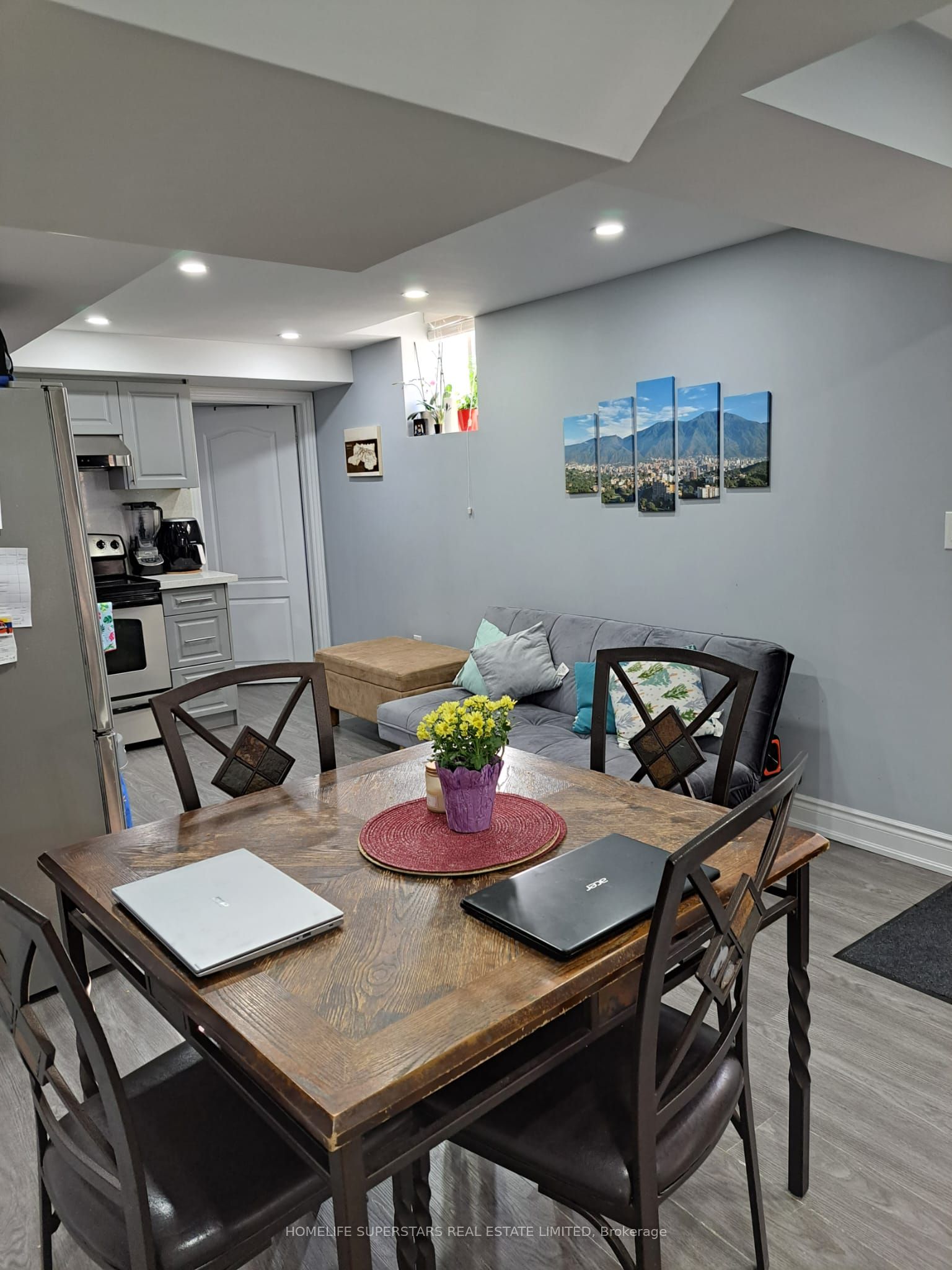 3183 Mcdowell *Basement Drive, Mississauga, ON L5M 6L1 photo 4