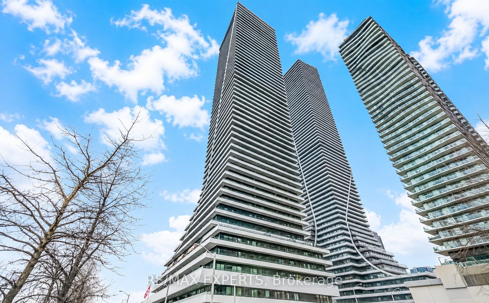 20 Shore Breeze Drive 450, Toronto, ON M8V 0C7 photo 3