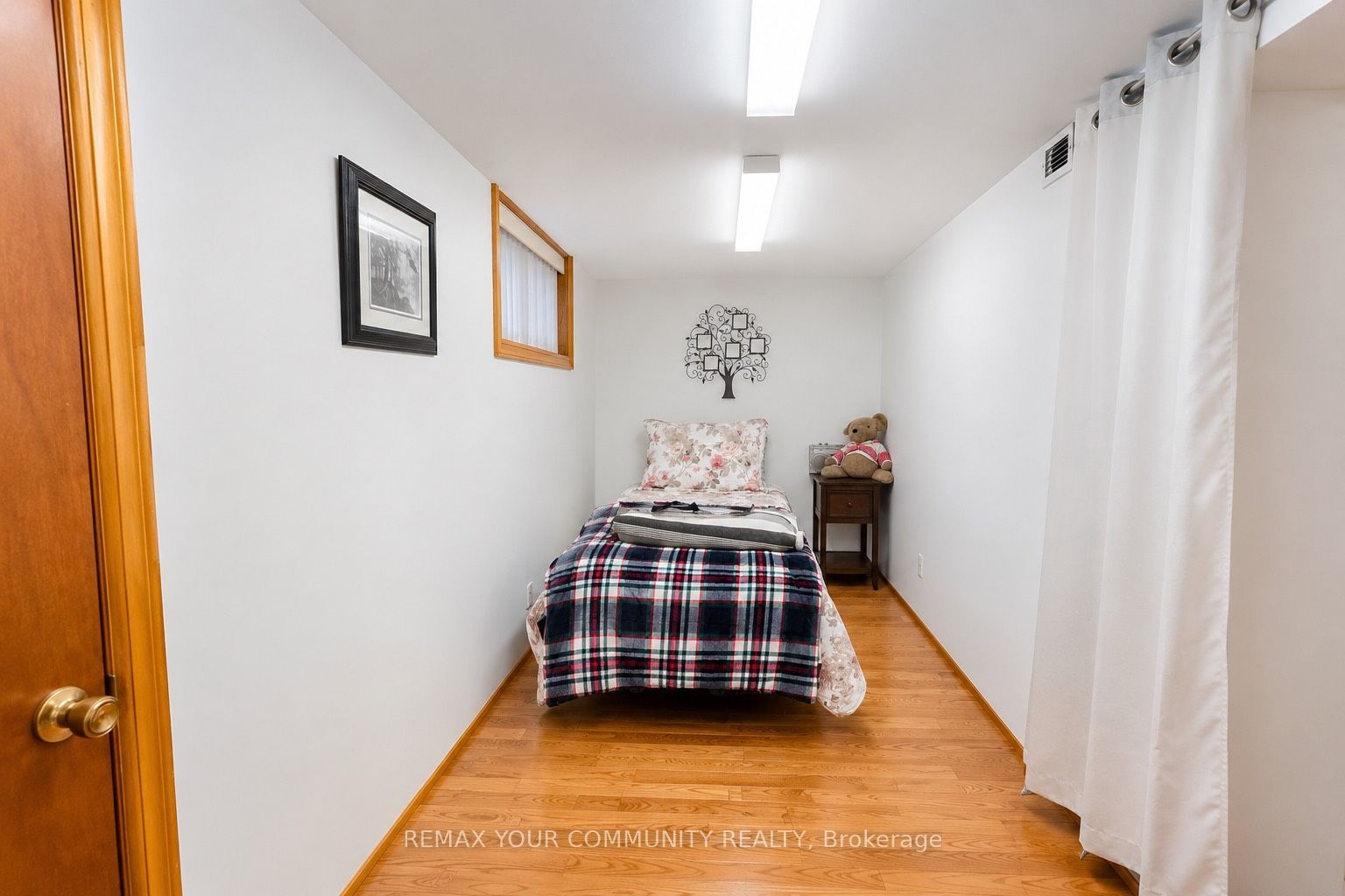 47 Cayuga Avenue, Toronto, ON M6N 2G2 photo 5