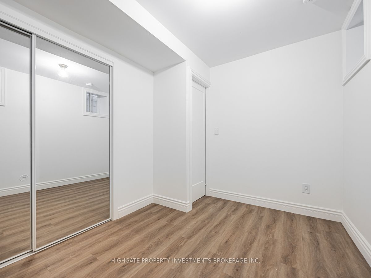 678 Willard Avenue Bsmt, Toronto, ON M6S 3S5 photo 4