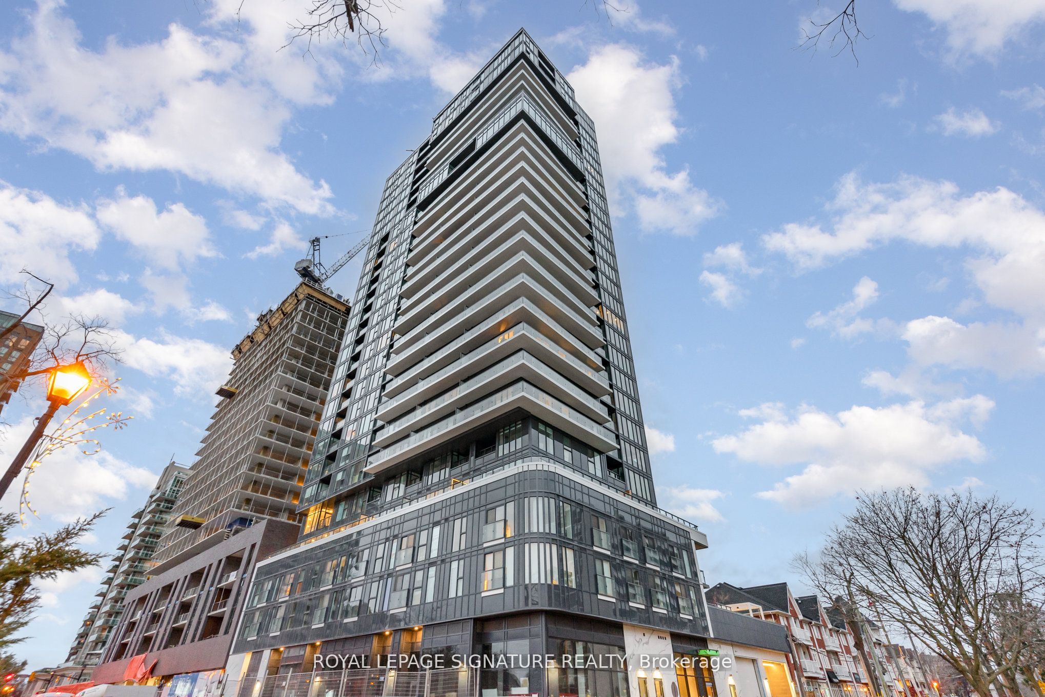 370 Martha Street 304, Burlington, ON L7R 0G9