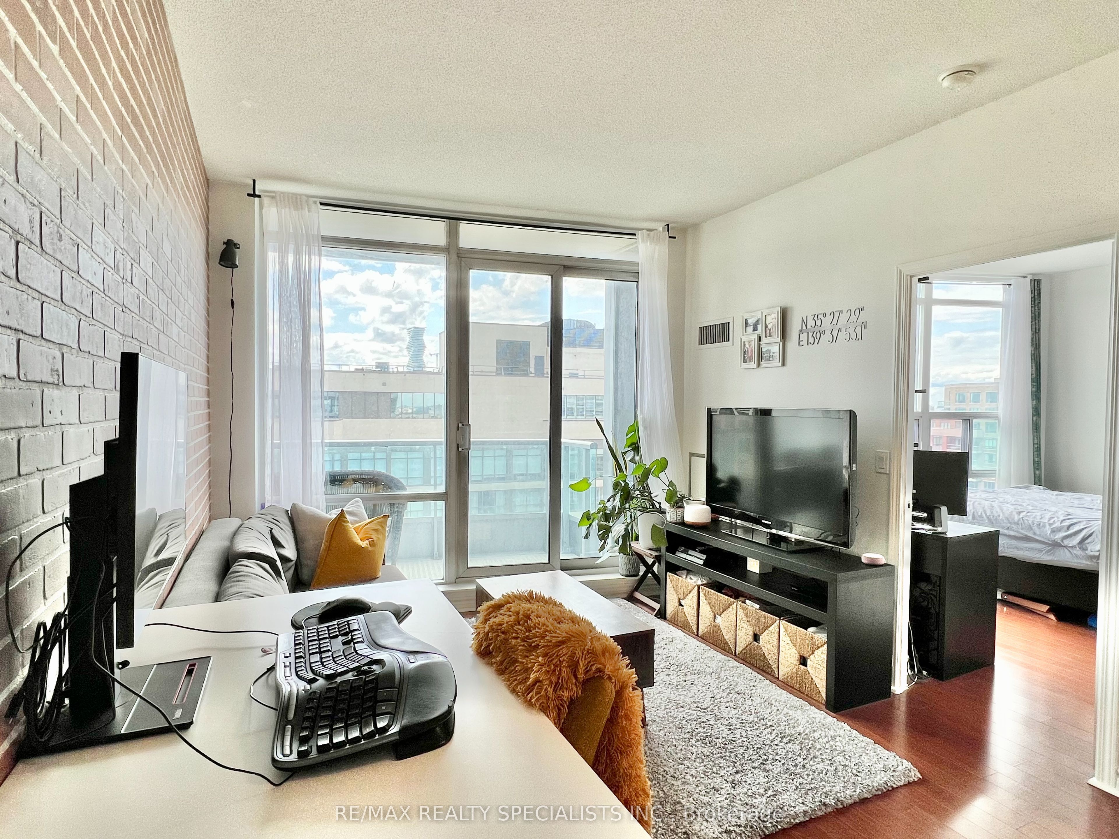 33 Elm Drive W 2505, Mississauga, ON L5B 4M2 photo 4