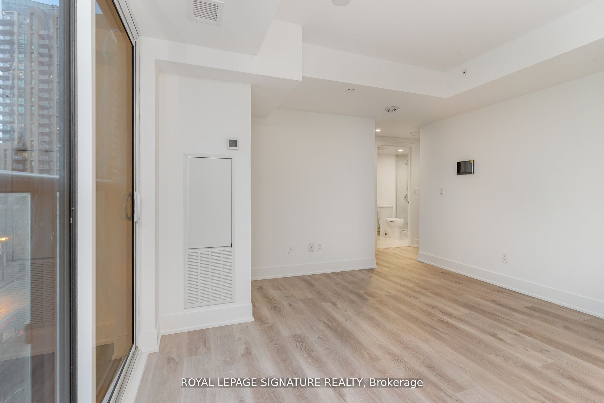 370 Martha Street 304, Burlington, ON L7R 0G9 photo 4