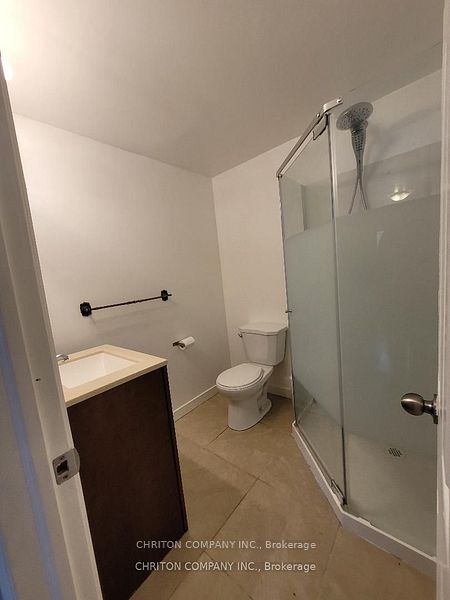 566 Chantenay Drive, Mississauga, ON L5A 1G2 photo 5