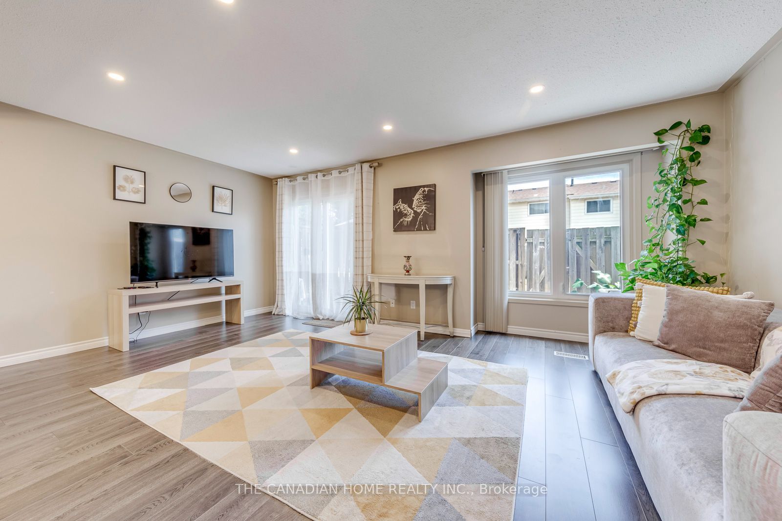 2226 Upper Middle Road 3, Burlington, ON L7P 2Z9 photo 5