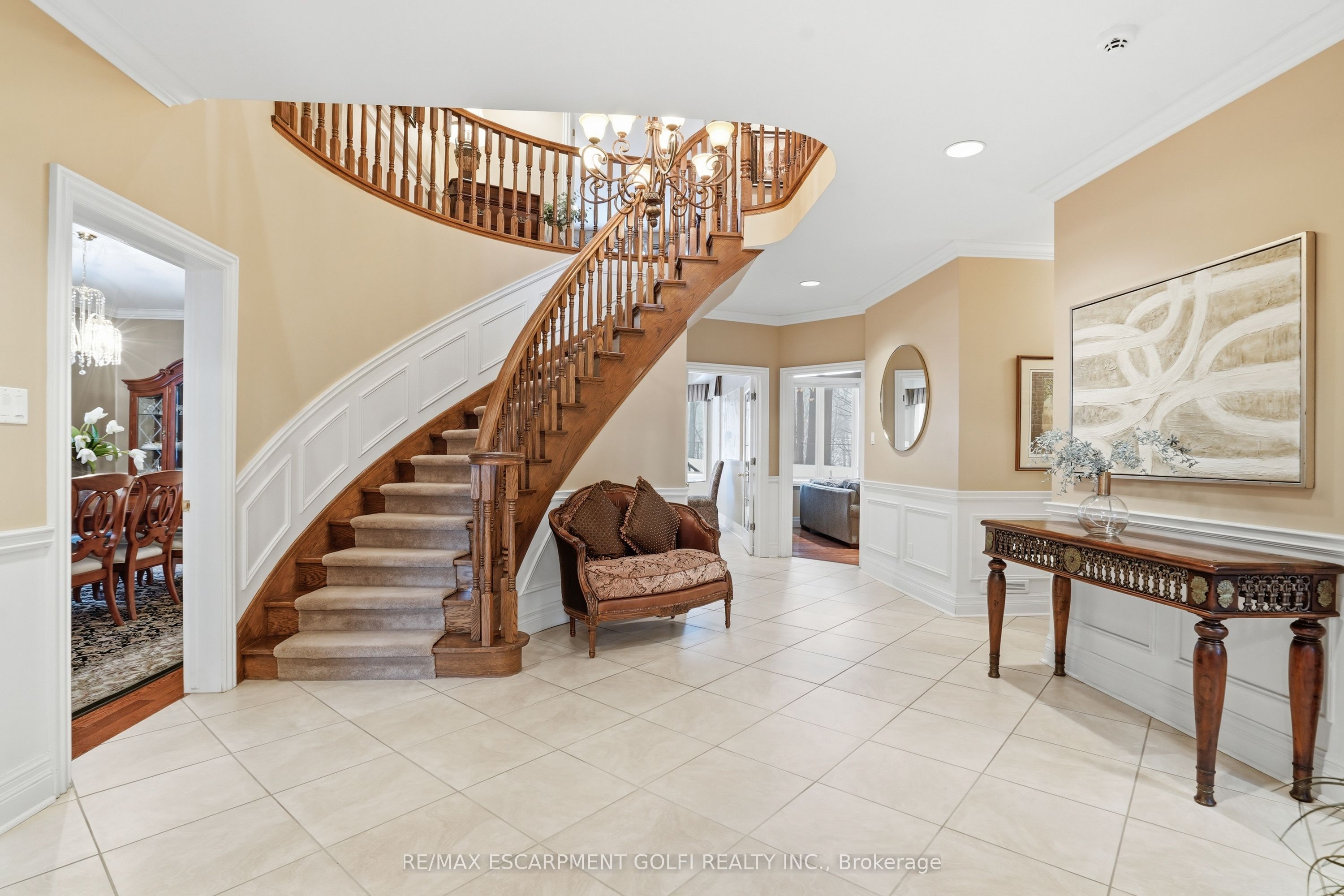 1121 Forestvale Drive, Burlington, ON L7P 4W3 photo 4