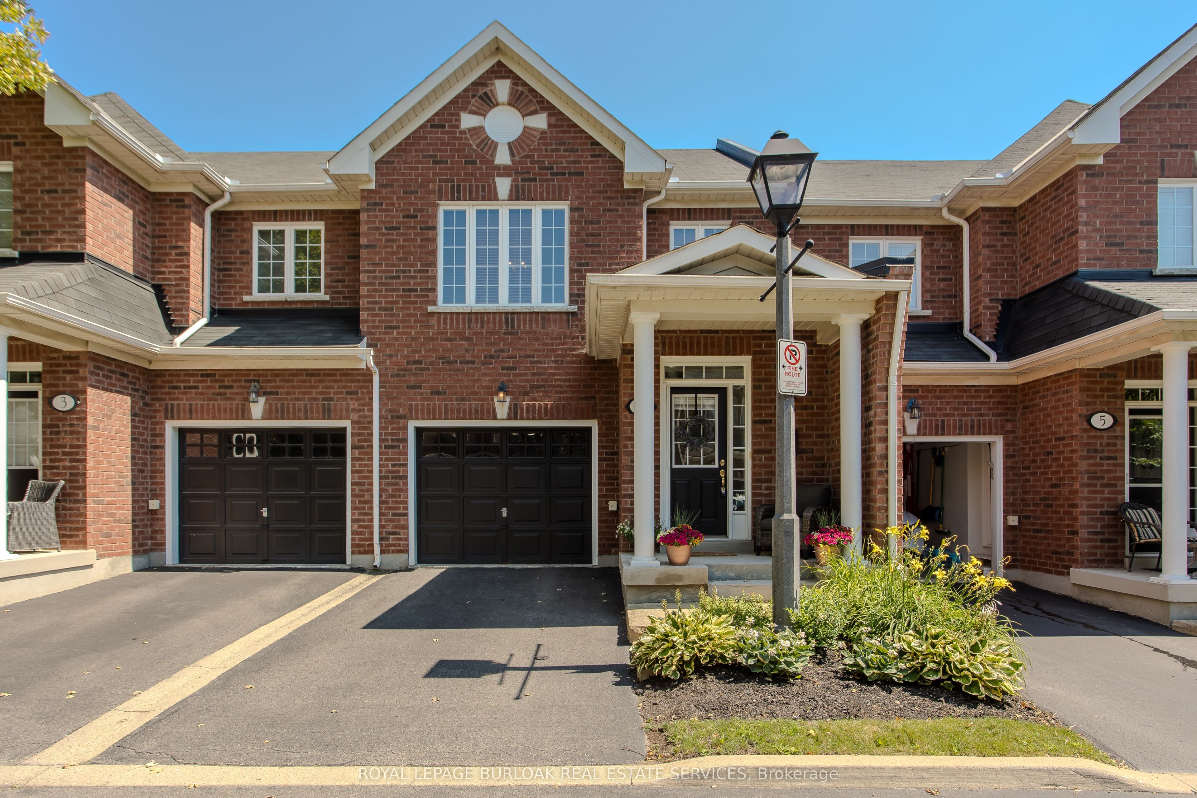 2410 Woodward Avenue 4, Burlington, ON L7R 1T9