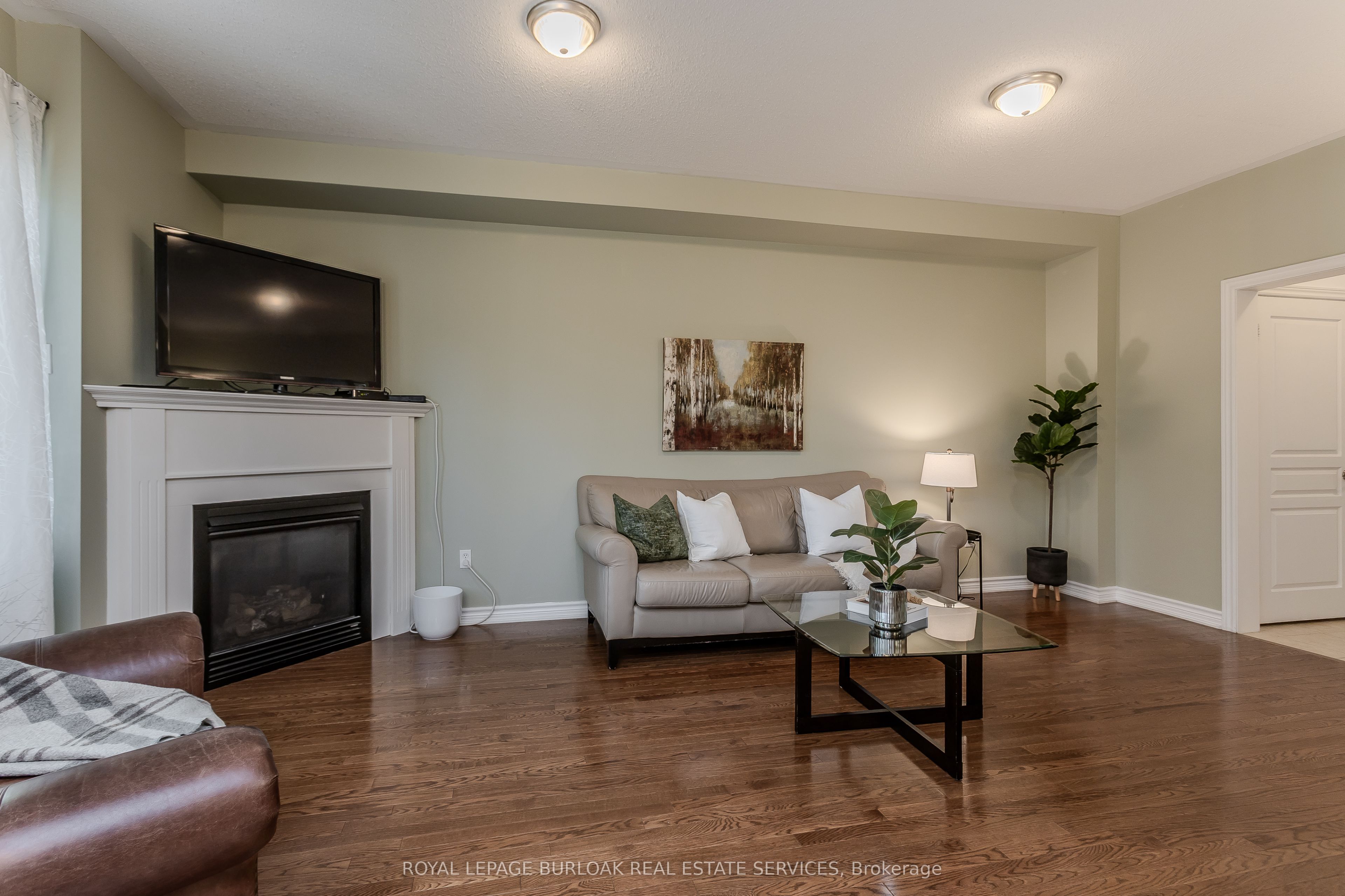 2410 Woodward Avenue 4, Burlington, ON L7R 1T9 photo 5