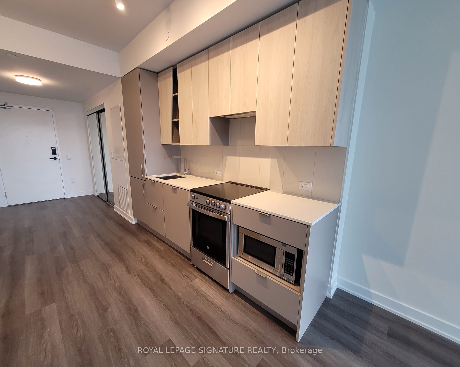 3883 Quartz Road 3212, Mississauga, ON L5B 4M6 photo 2