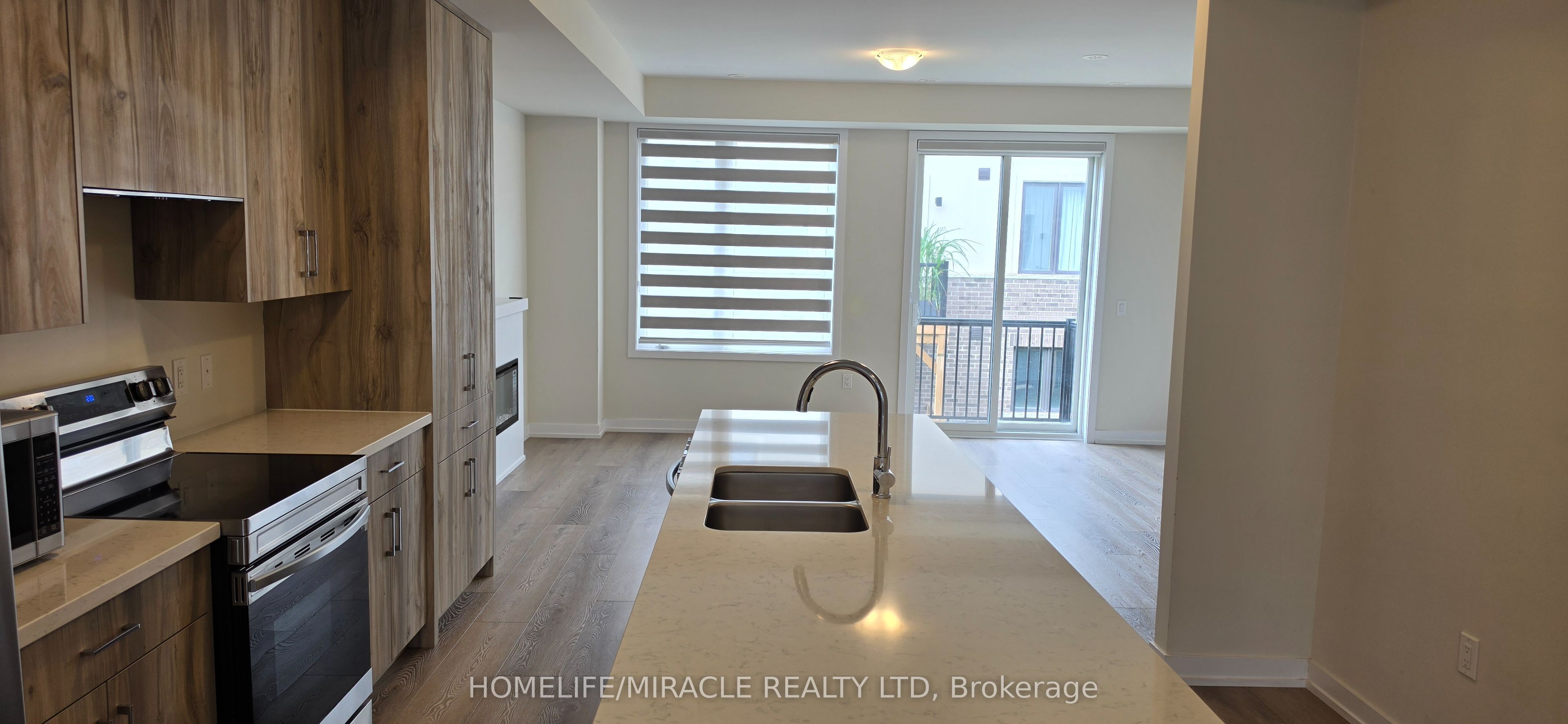 1359 Kaniv Street, Oakville, ON L6M 5R3 photo 3