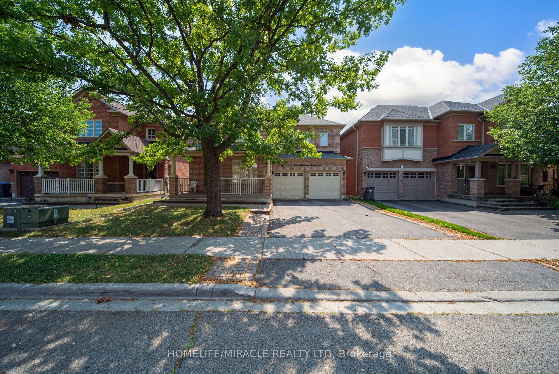 55 Mainard Crescent, Brampton, ON L6R 2T8 photo 2