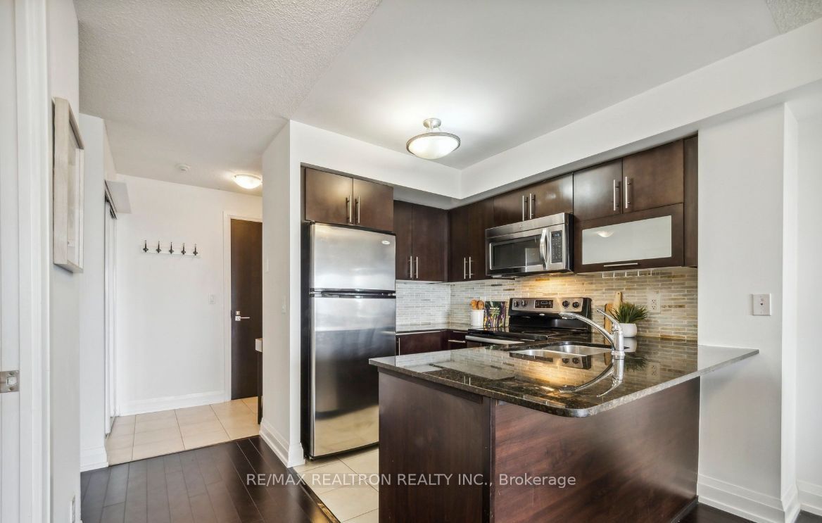 55 De Boers Drive 708, Toronto, ON M3J 0G5 photo 4