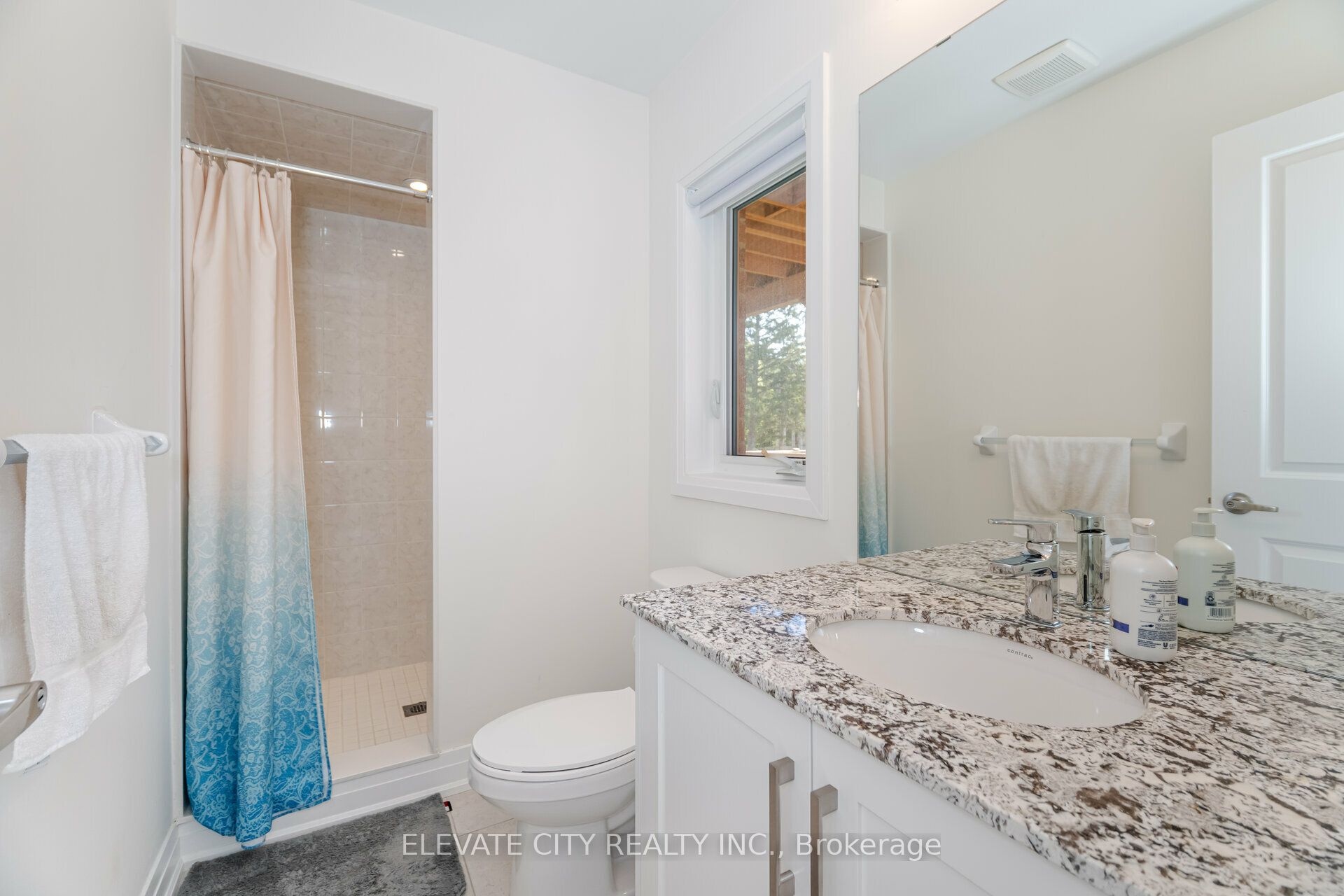 2008 Lushes Avenue, Mississauga, ON L5J 1H2 photo 5