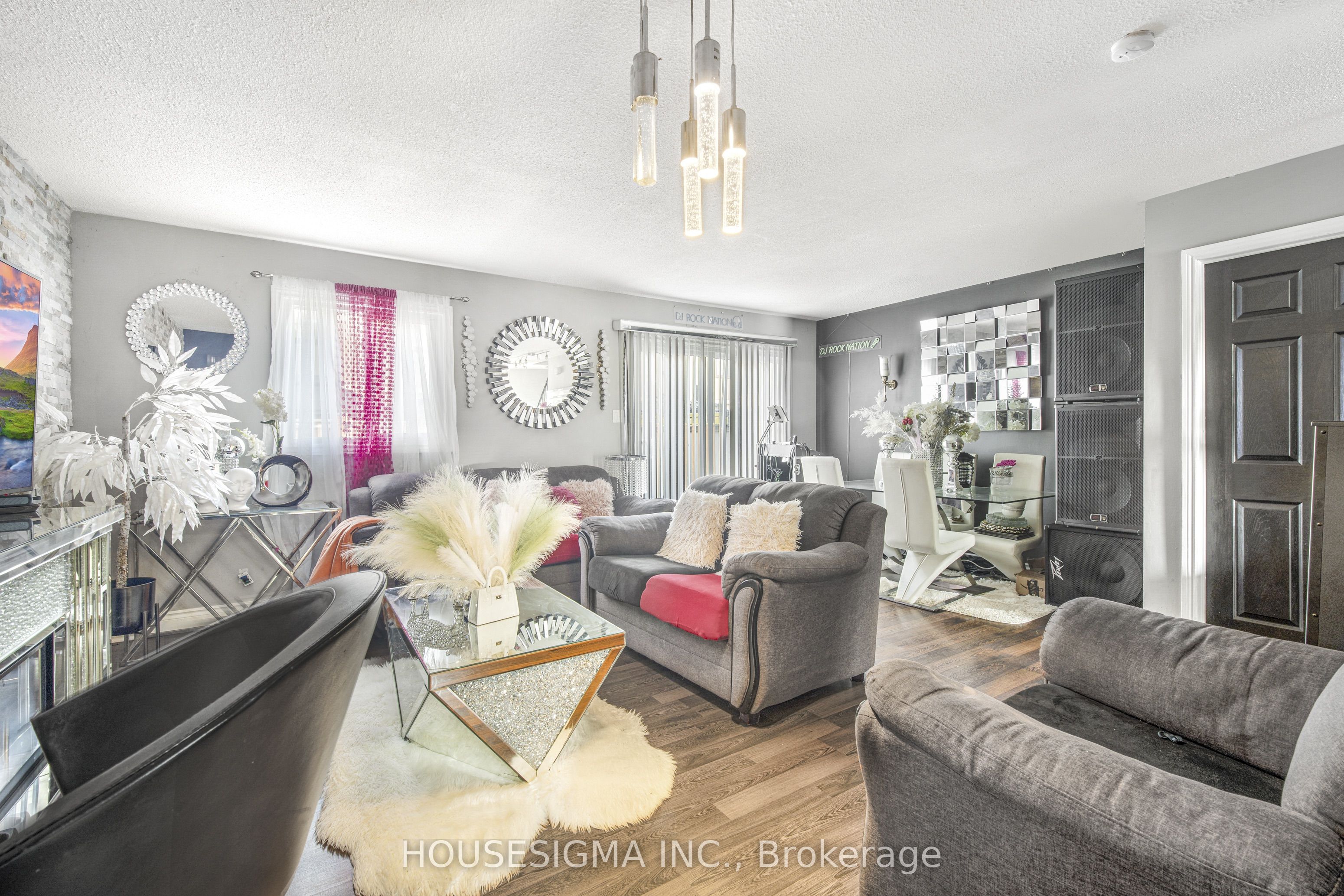 105 Hansen Road N 61, Brampton, ON L6V 3C9 photo 5