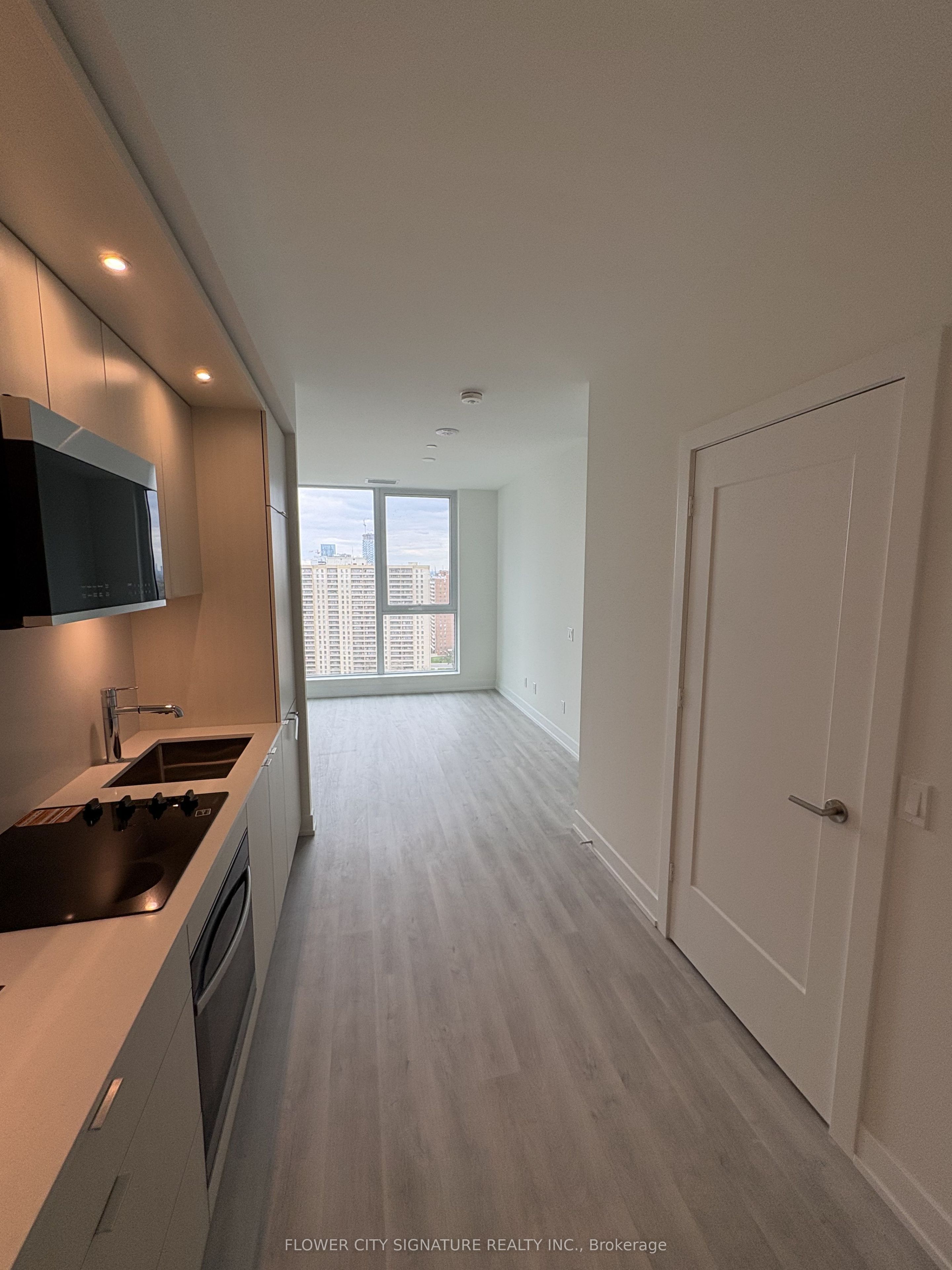 25 Cordova Avenue PH07, Toronto, ON M9A 0E5