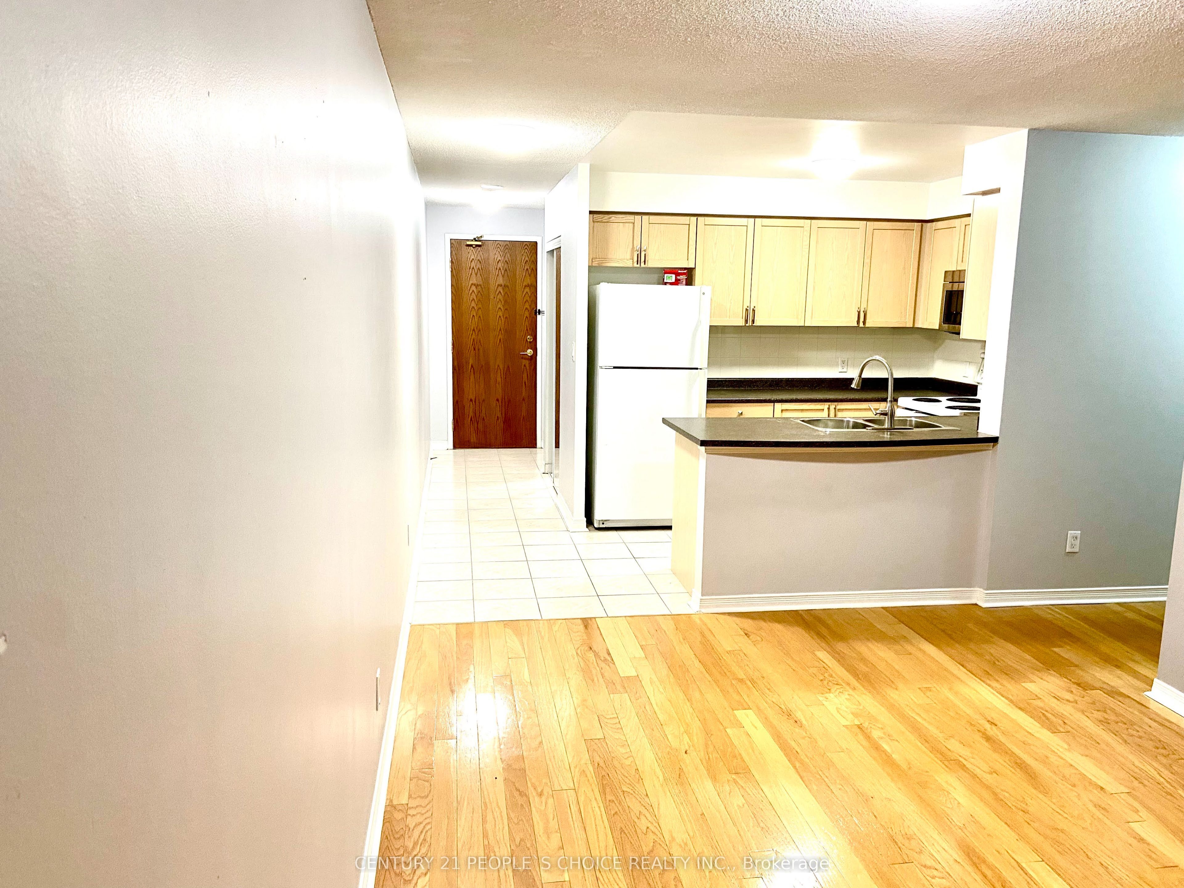 4879 Kimbermount Avenue 1001, Mississauga, ON L5M 7R8 photo 5