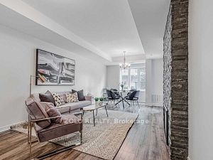 70 stewart Street 4, Oakville, ON L6K 1X5