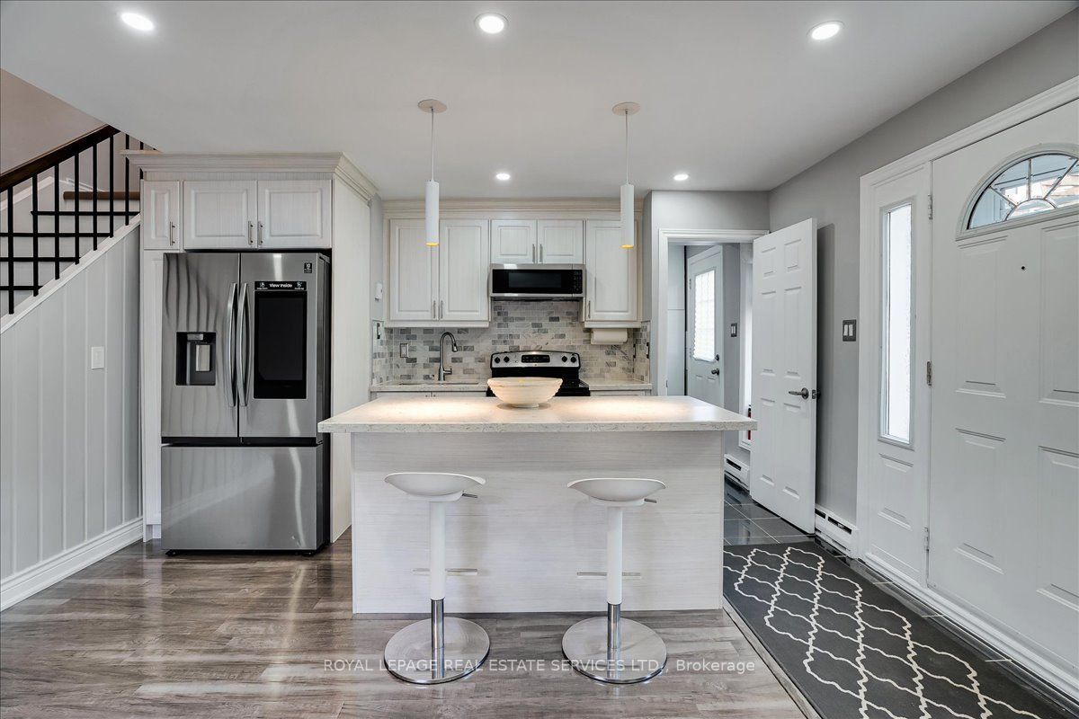 1310 Gulleden Drive 14, Mississauga, ON L4X 1Y9 photo 5