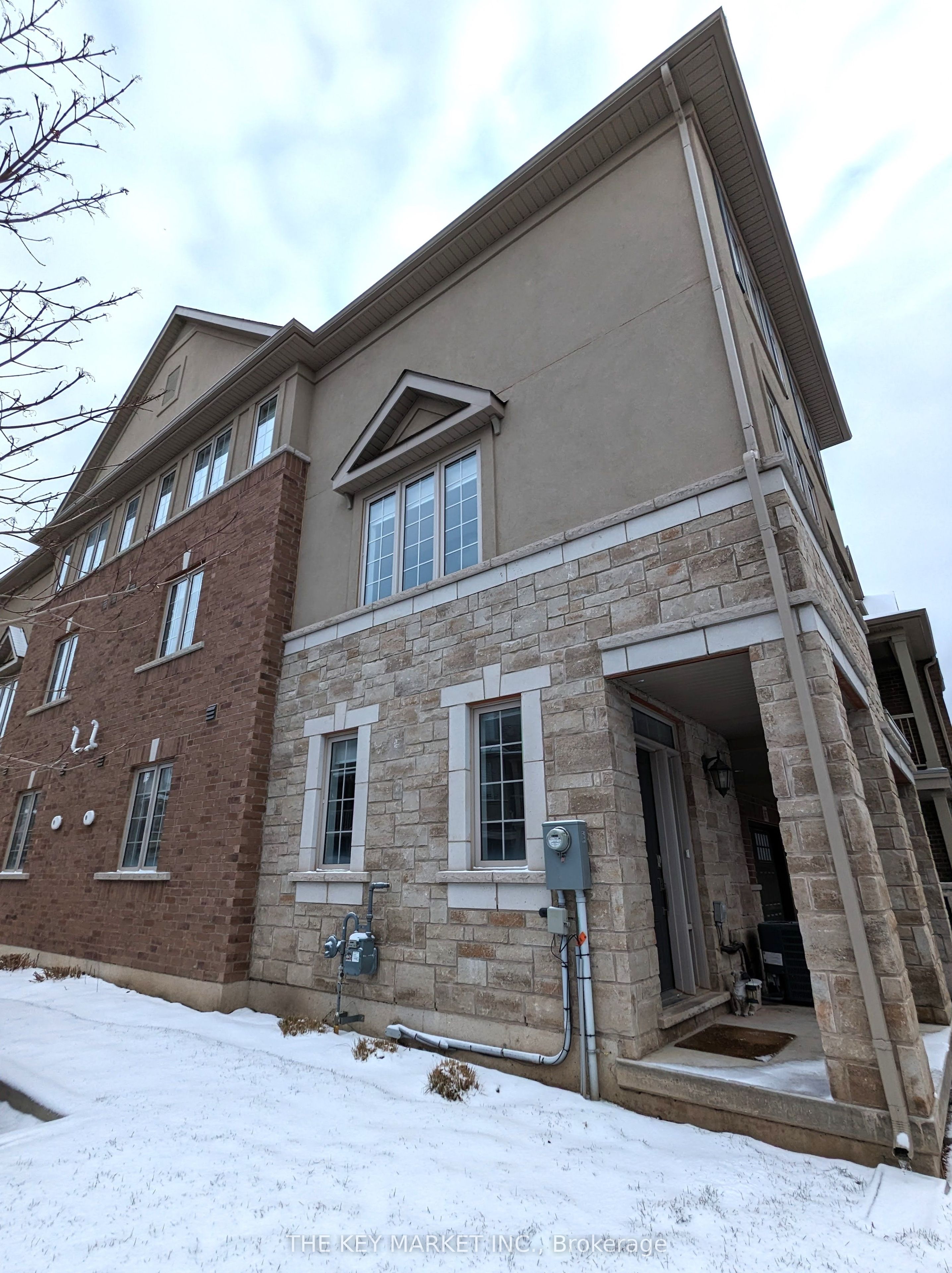 365 Belcourt Common Street, Oakville, ON L6H 0R1 photo 2