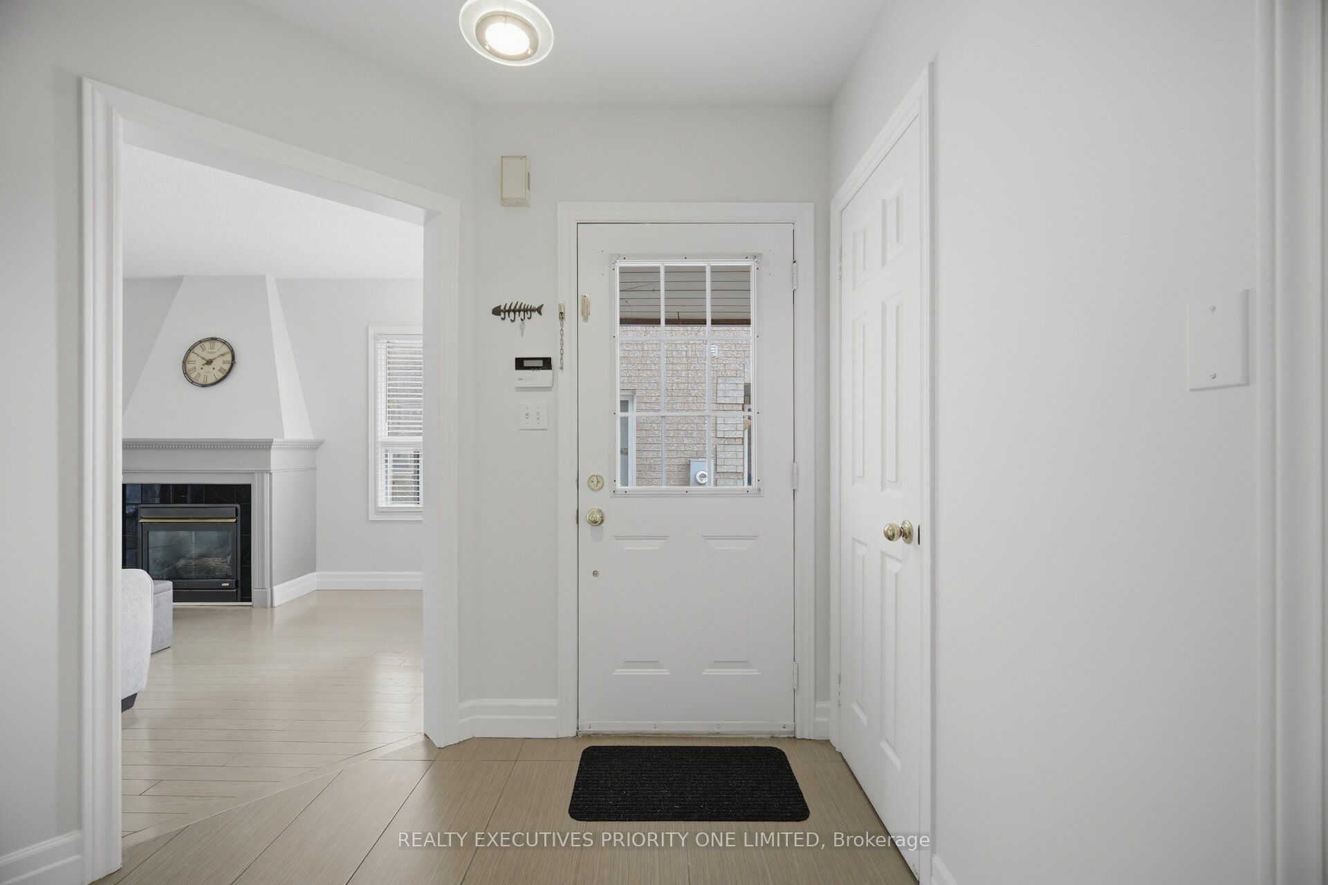24 Archbury Circle, Caledon, ON L7E 2H7 photo 2