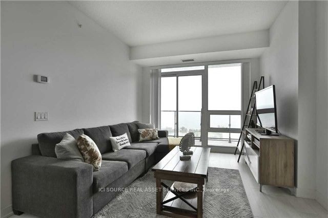 2212 Lake Shore Boulevard W 3202, Toronto, ON M8V 0C2 photo 5