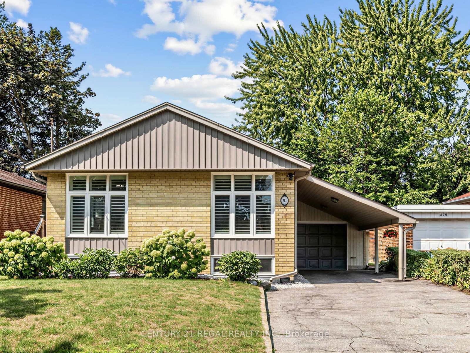 281 Thistle Down Boulevard, Toronto, ON M9V 1K6