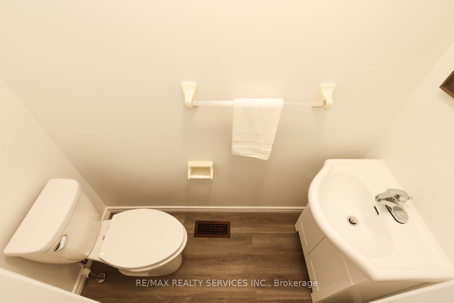 63 Herkes Drive, Brampton, ON L6Y 5B2 photo 3