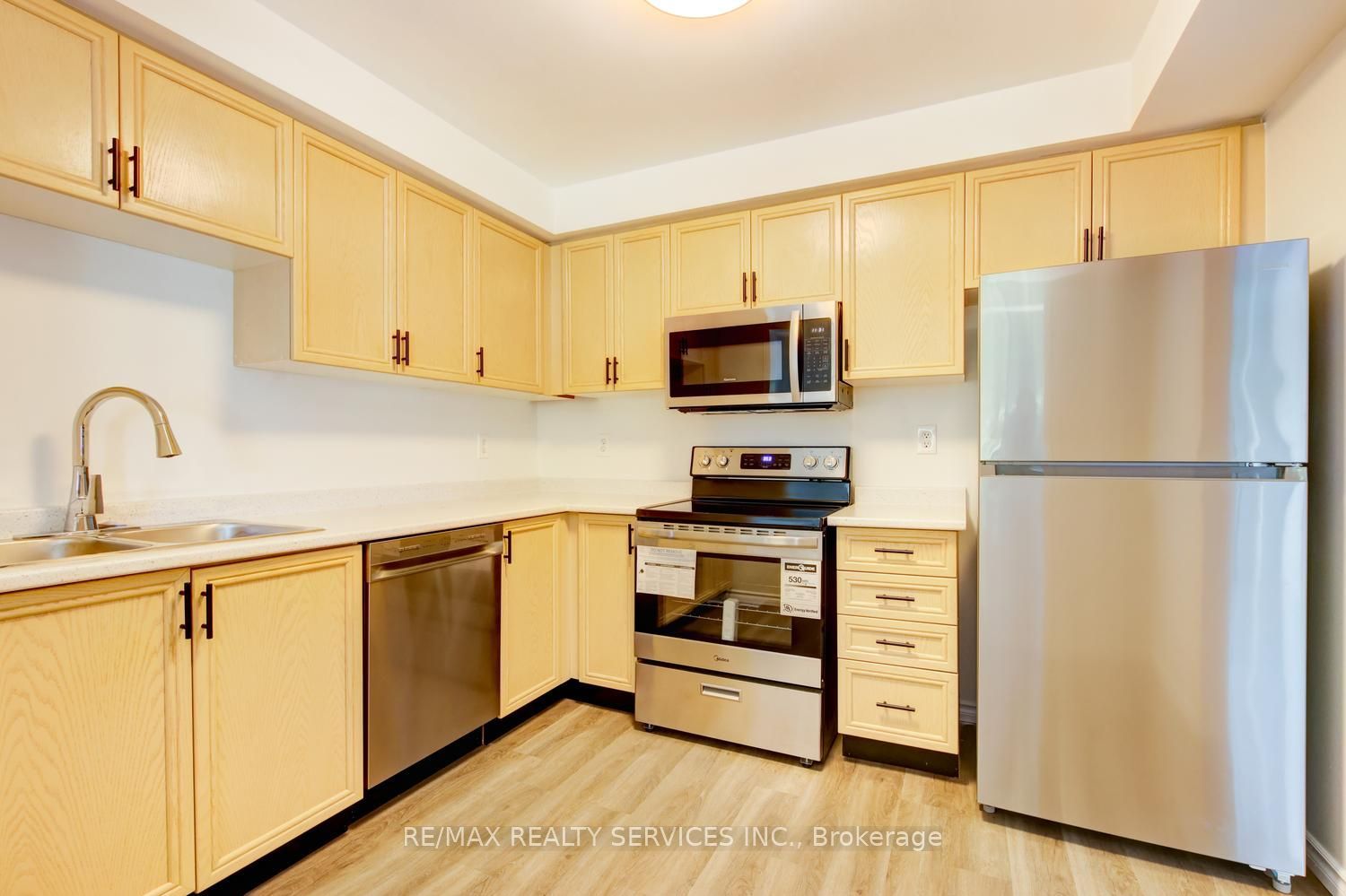 63 Herkes Drive, Brampton, ON L6Y 5B2 photo 4