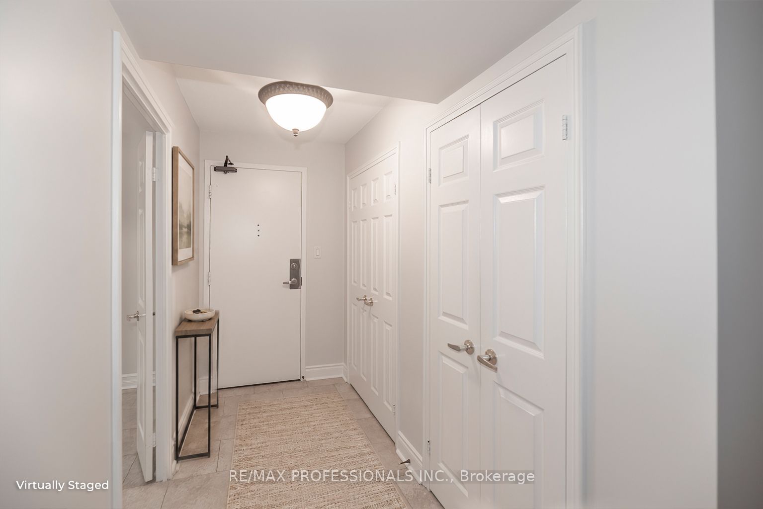 95 La Rose Avenue 105, Toronto, ON M9P 3T2 photo 3