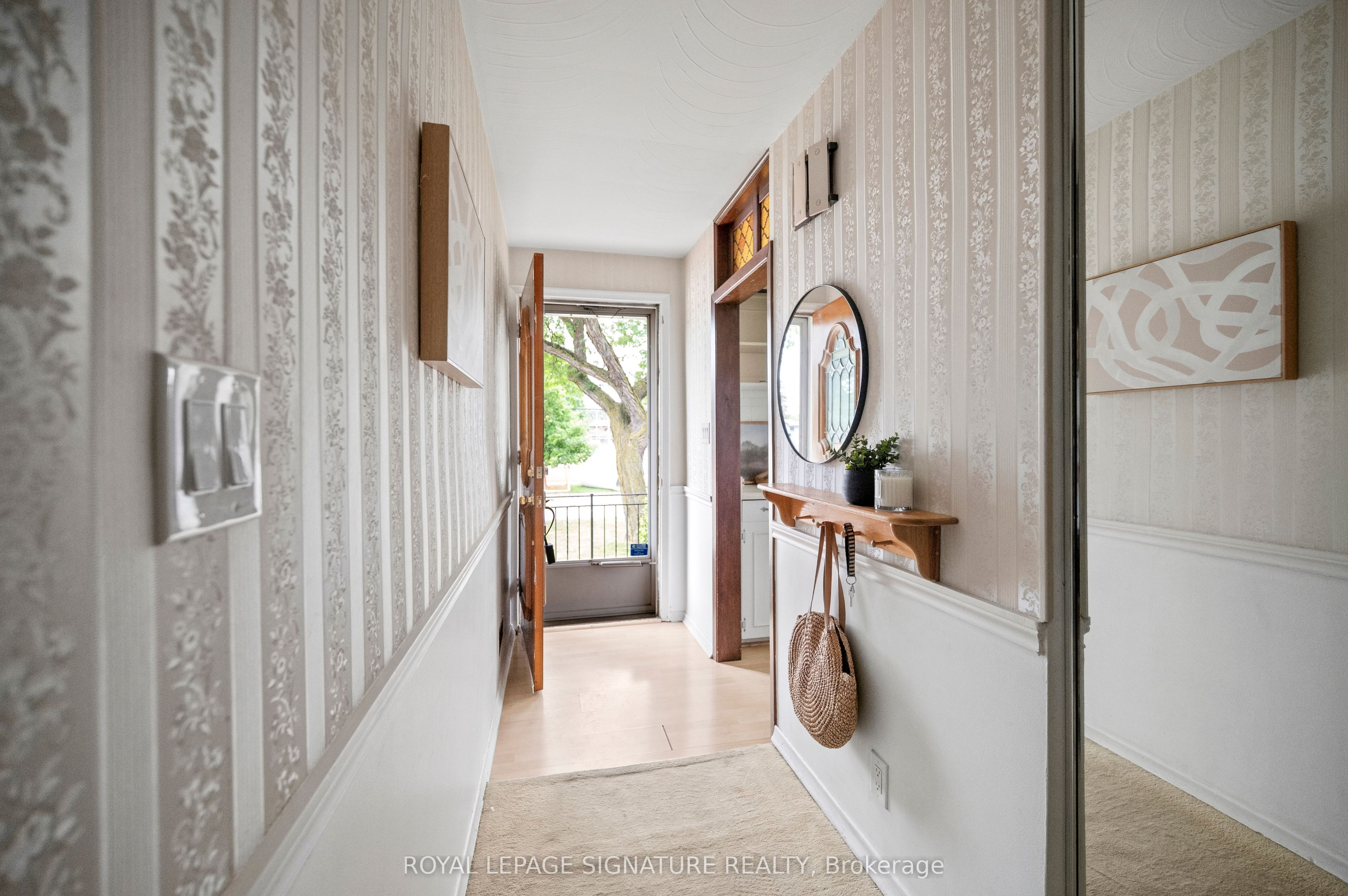 17 Templar Drive, Toronto, ON M9R 3C6 photo 3