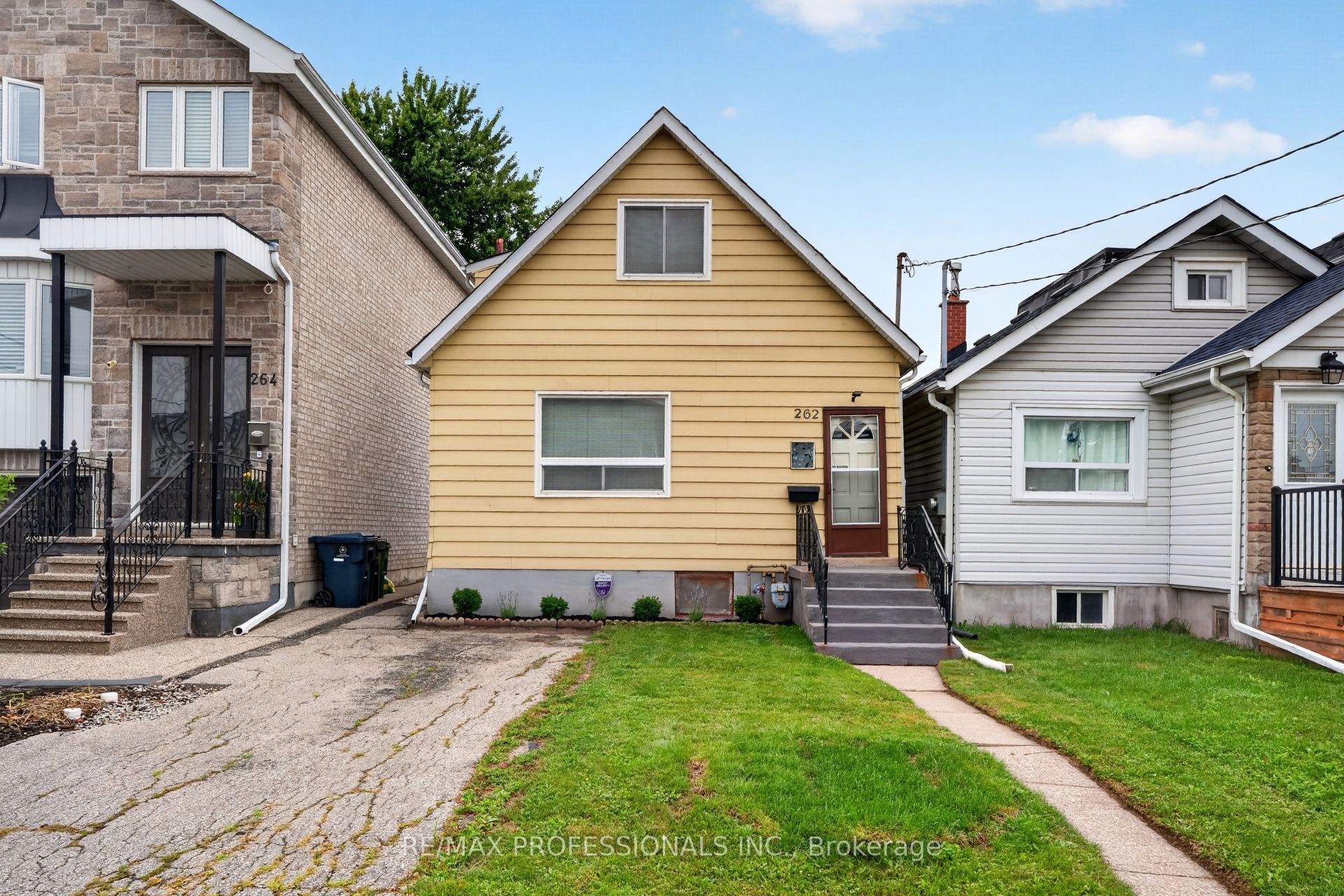 262 Melrose Street, Toronto, ON M8Z 1G6
