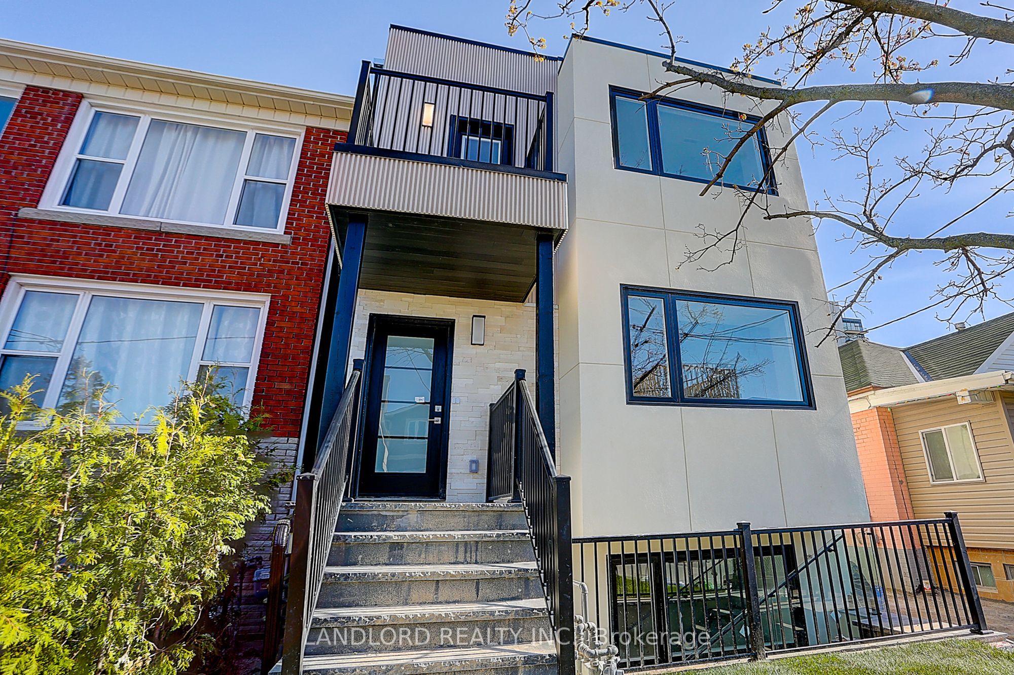71 Livingstone Avenue Lower, Toronto, ON M6E 2L7 photo 2