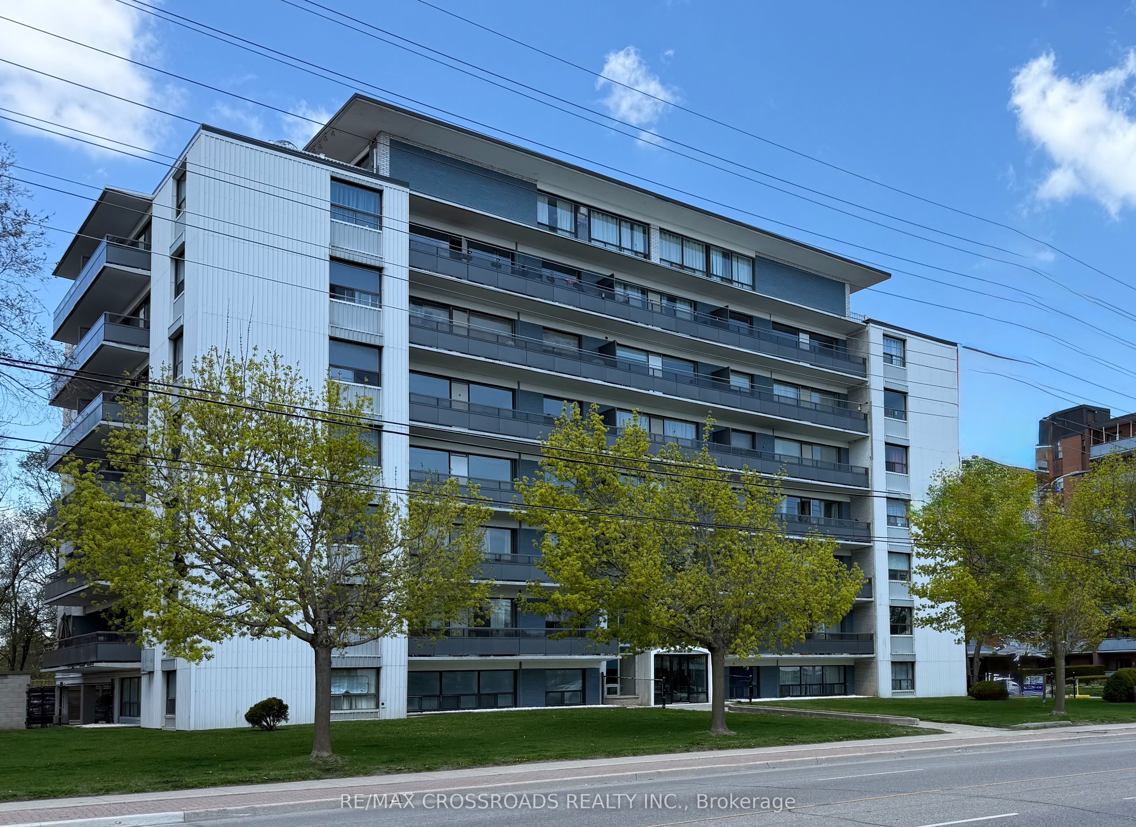 363 Lakeshore Road E 804, Mississauga, ON L5G 1H7