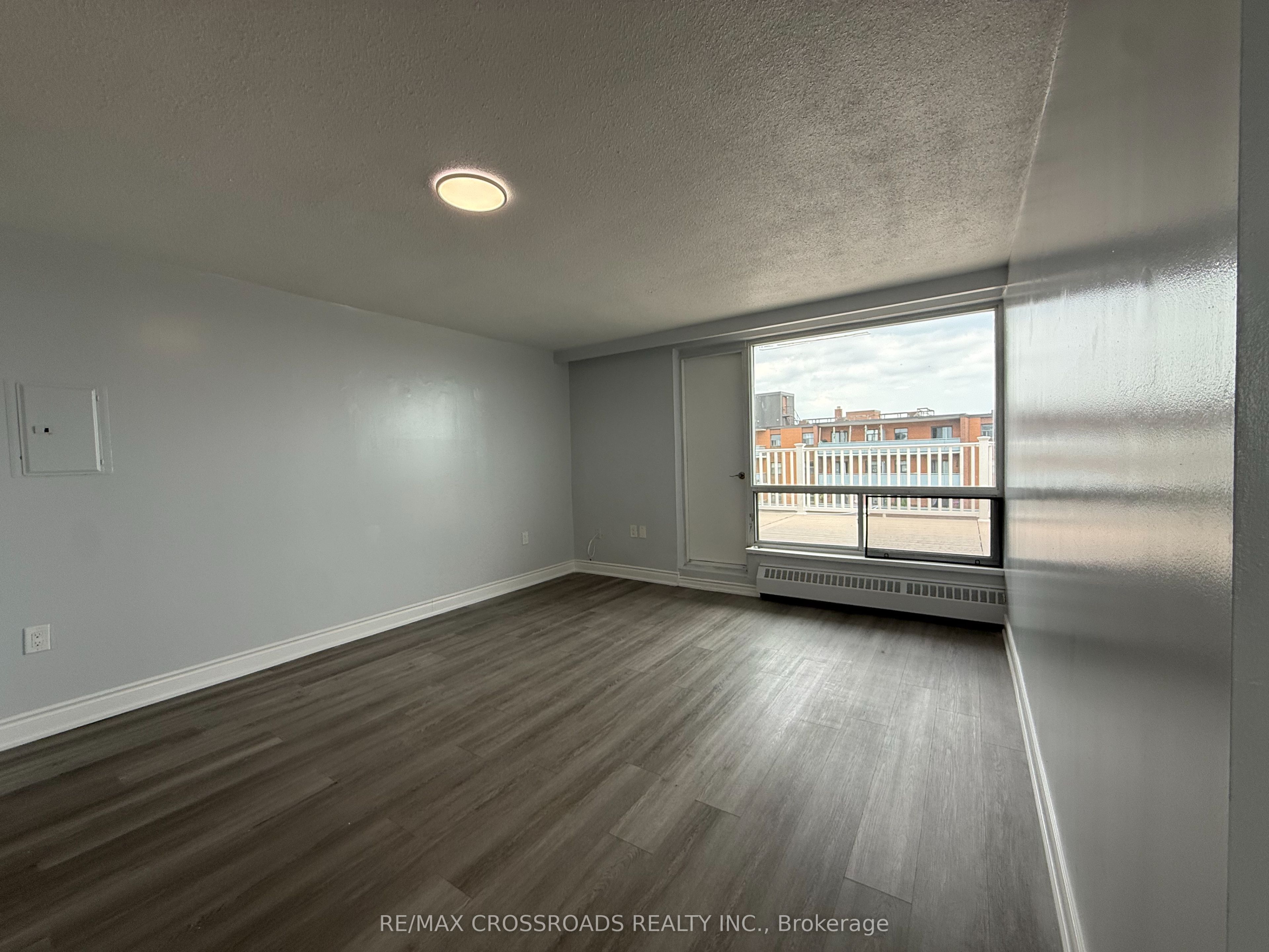 363 Lakeshore Road E 804, Mississauga, ON L5G 1H7 photo 4