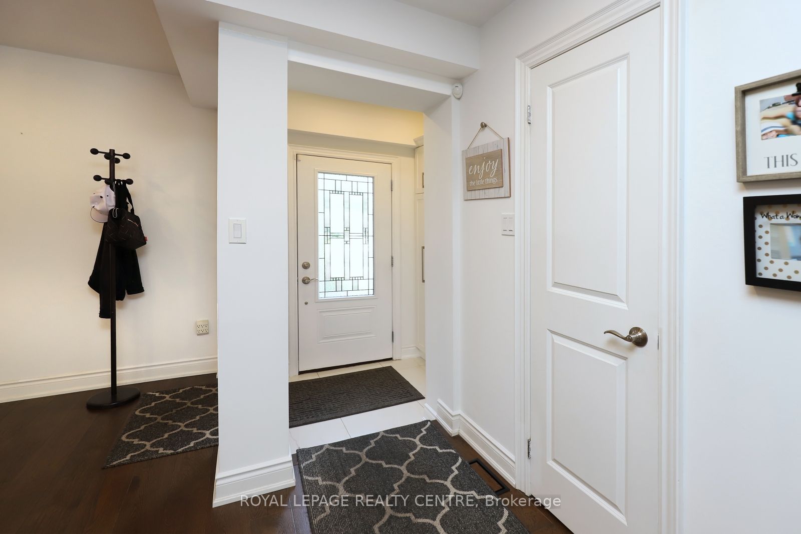 598 Pilcom Court, Mississauga, ON L5B 4A3 photo 5