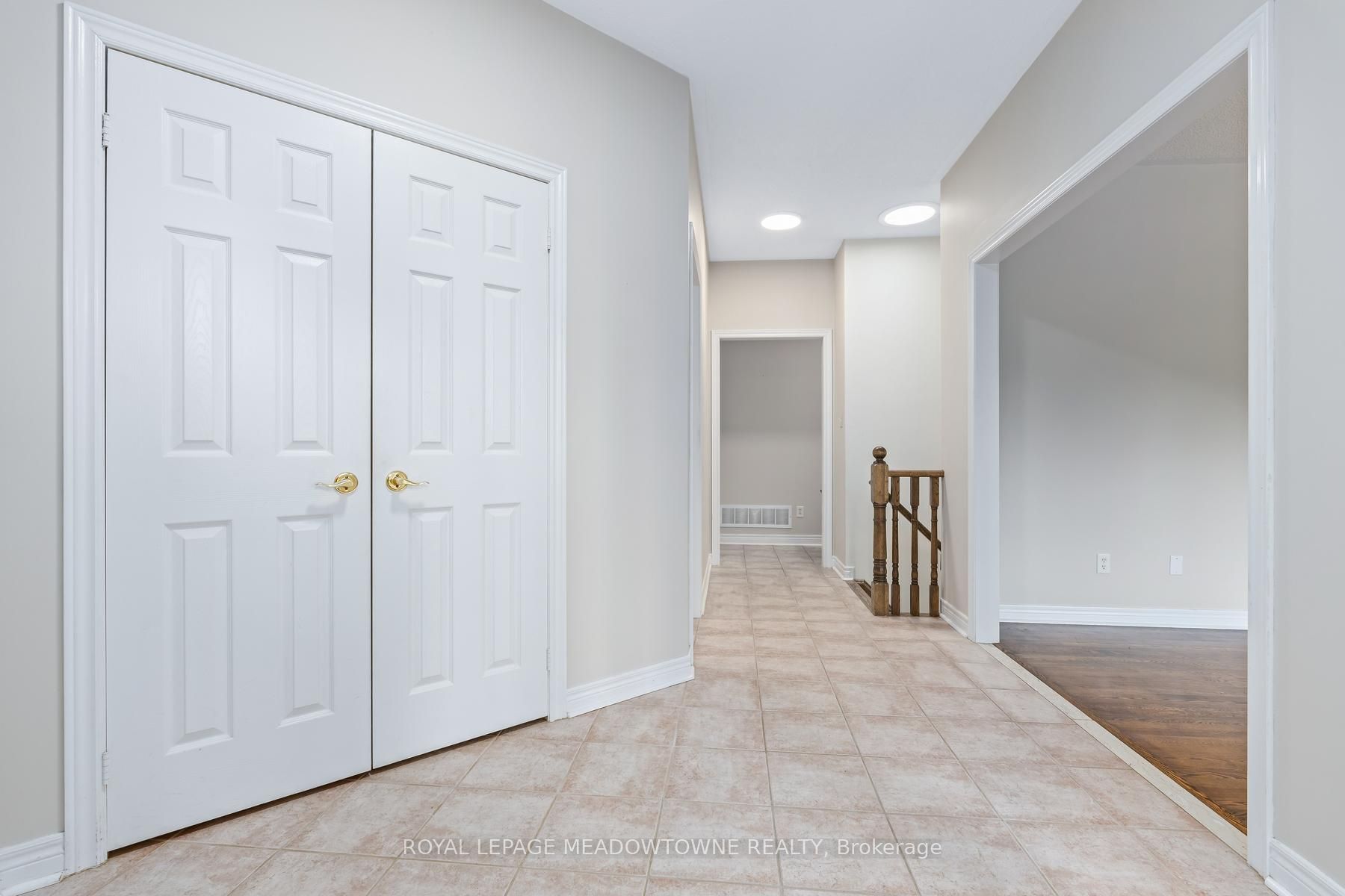 10 Orchard Park Gate, Brampton, ON L6R 1W5 photo 4