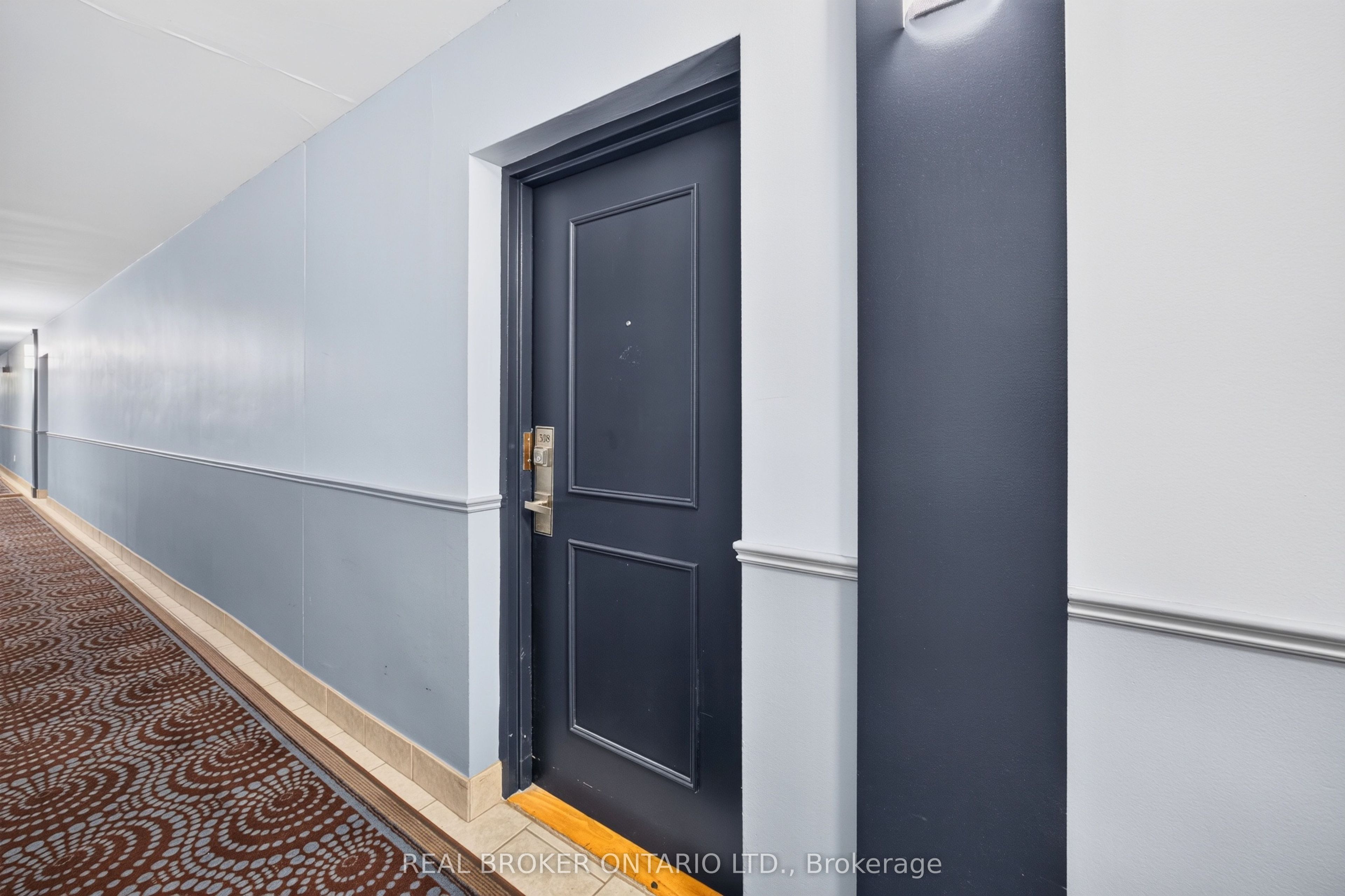 1660 Bloor Street 308, Mississauga, ON L4X 1R9 photo 3