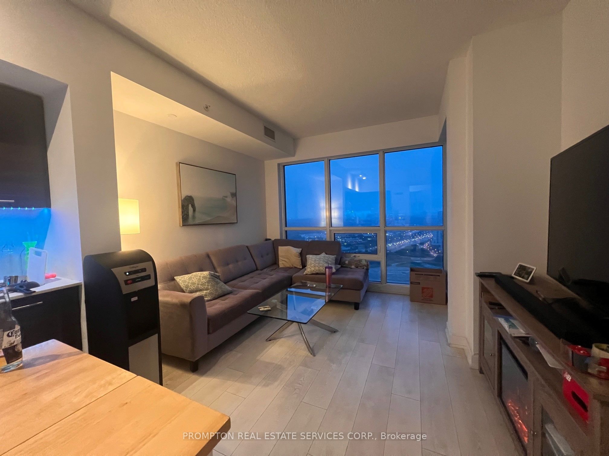 2220 Lakeshore Boulevard W 3606, Toronto, ON M8V 1A4 photo 2