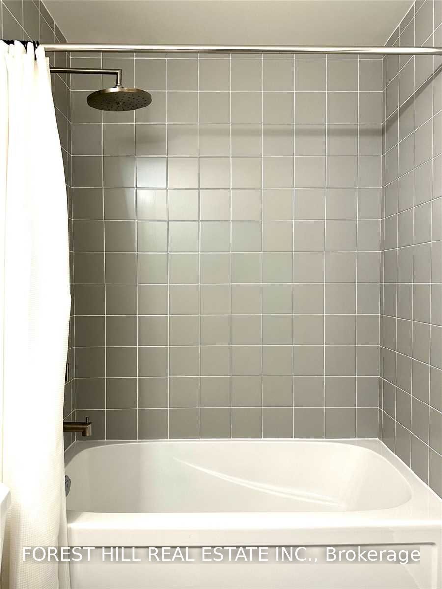 430 Roncesvalles Avenue 409, Toronto, ON M6R 0A6 photo 5