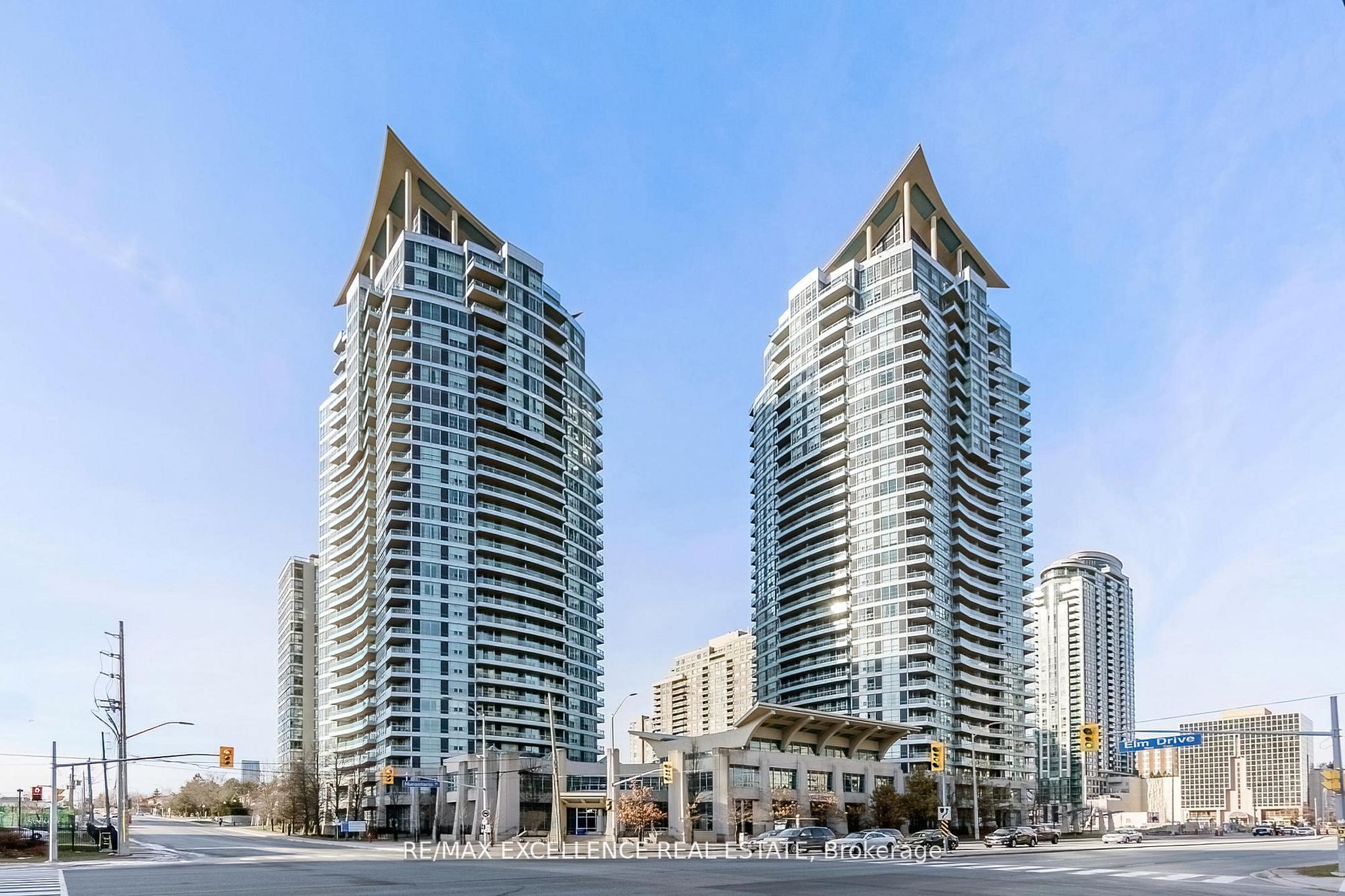 33 Elm Drive 2102, Mississauga, ON L5B 4L2 photo 3