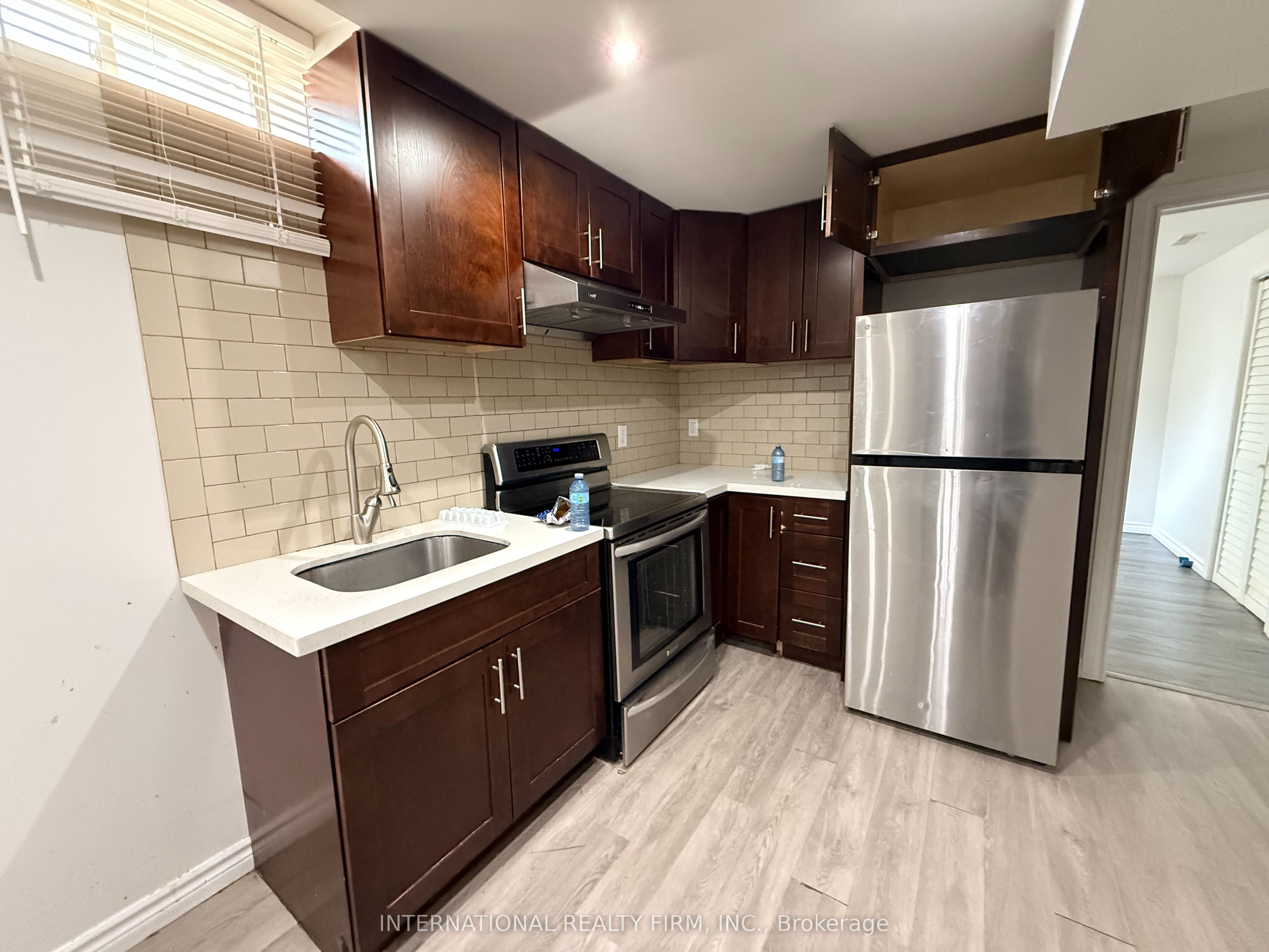 3 Picasso Dr Picasso Drive, Brampton, ON L6P 3L5 photo 4
